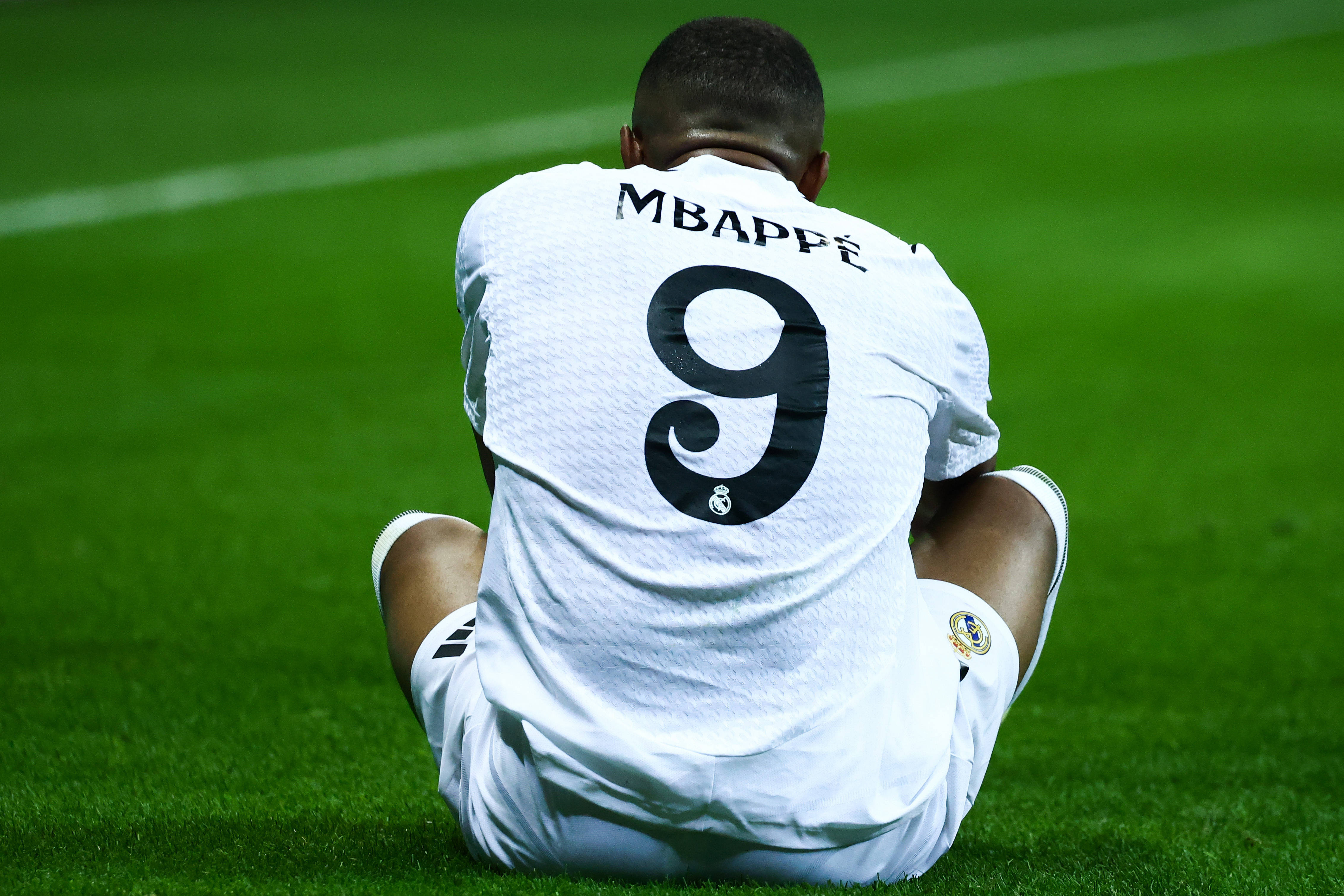 Real Madrid are un nou număr &rdquo;9&rdquo;! Cine va prelua tricoul de la Kylian Mbappe, după ce francezul a devenit &rdquo;decar&rdquo;