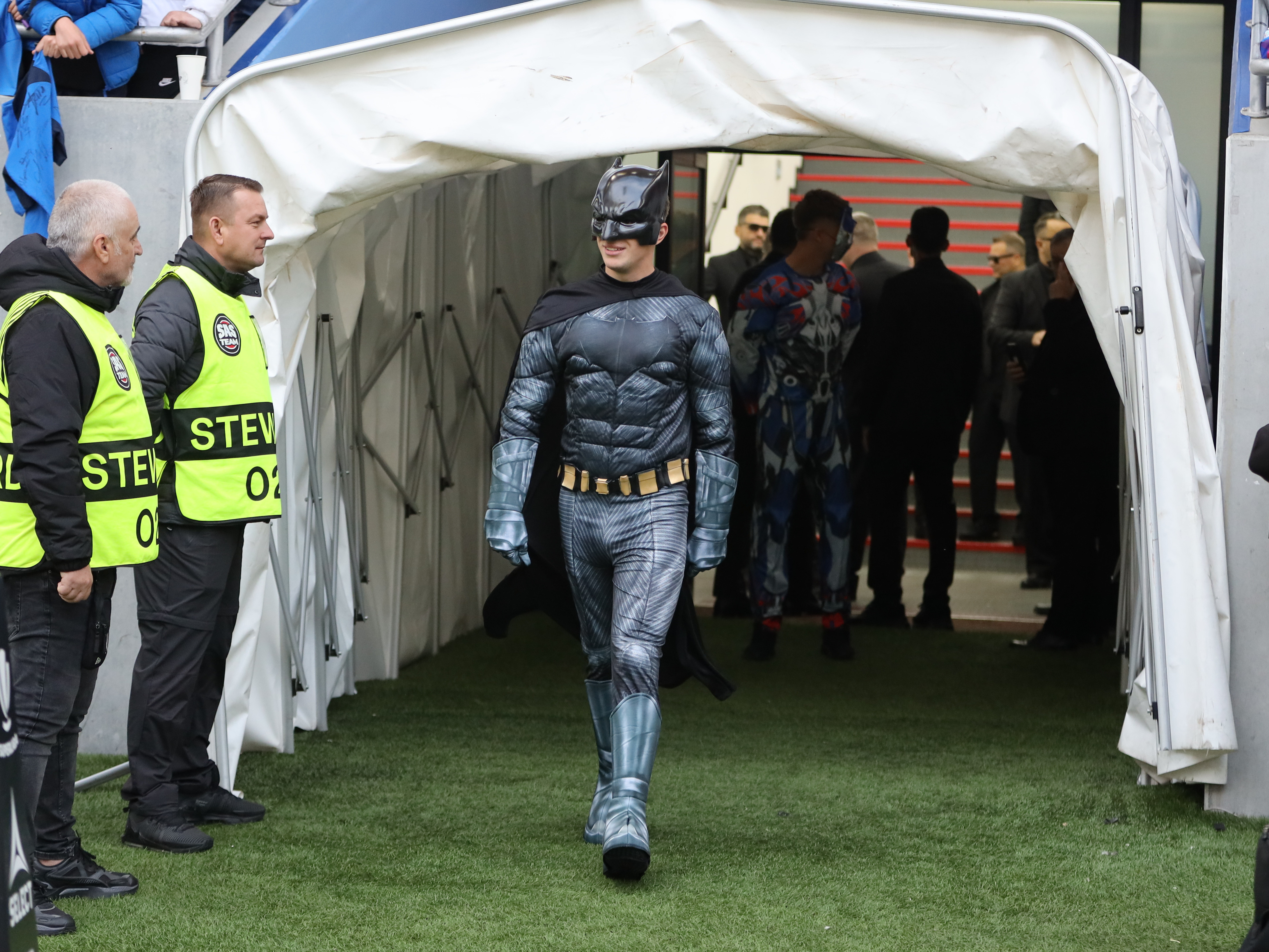 Drumul de la perlă la fotbalist indezirabil &icirc;n doar șase luni. Alt rateu dat de ochiul de specialist al lui Gigi Becali