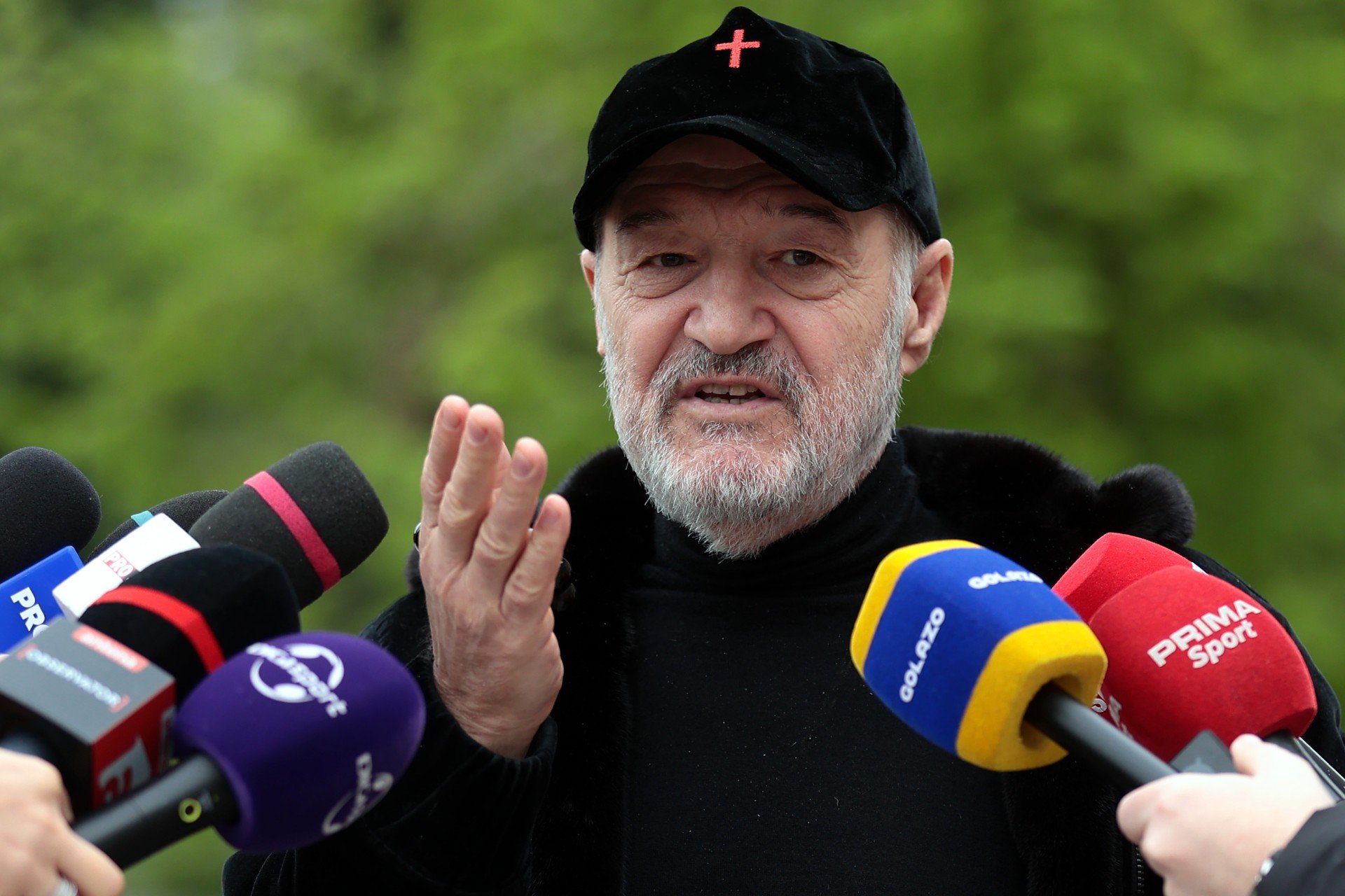 gigi-becali-cros-prosport-03.jpg?fm=jpg&