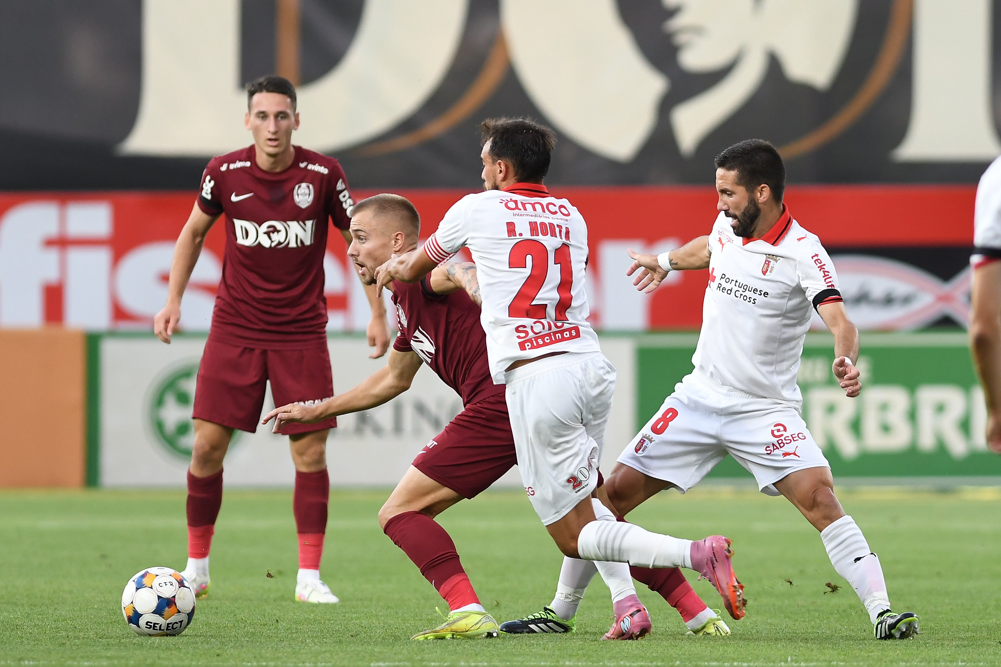 CFR Cluj - Braga 1-2. Echipa lui Dan Petrescu pierde la limită, dar păstrează șanse pentru calificare