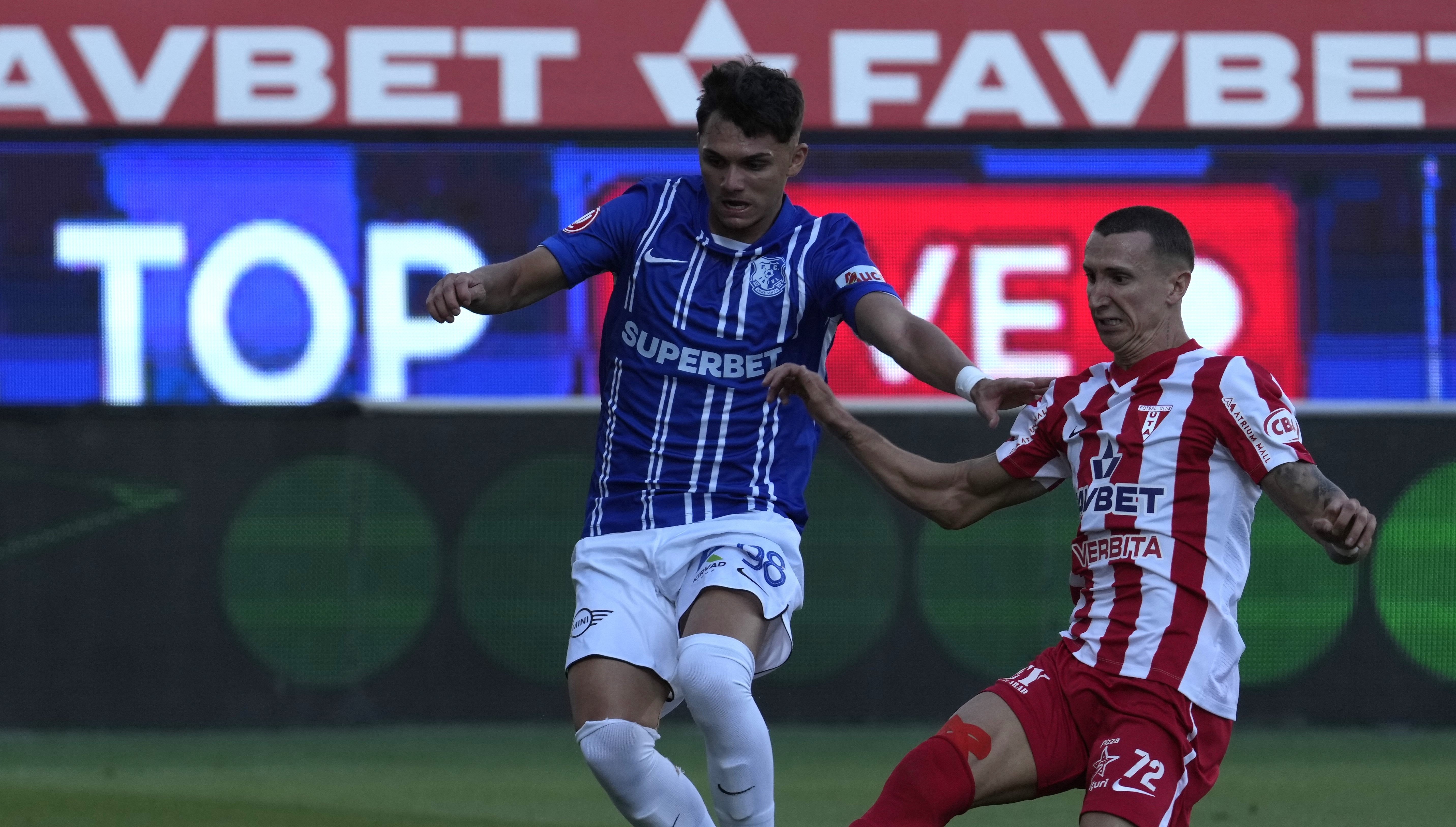 UTA - Farul Constanța 2-1 | Arădenii au c&acirc;știgat după un final tensionat pe &rdquo;Francisc von Neuman&rdquo;