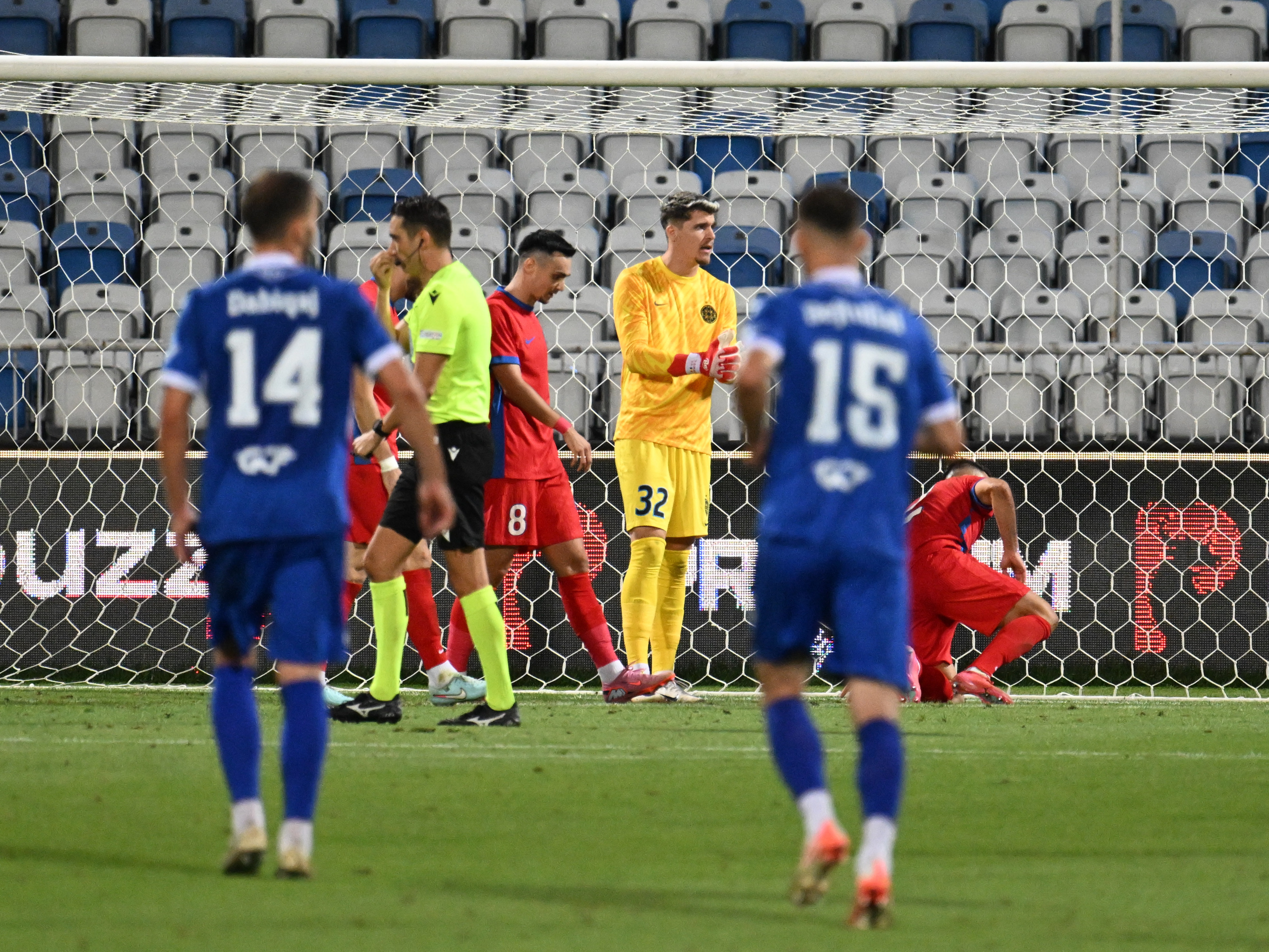 Golul care a declanșat iadul la Priștina, &icirc;n Drita - FCSB! Stadionul s-a transformat &icirc;ntr-un &rdquo;vulcan&rdquo;