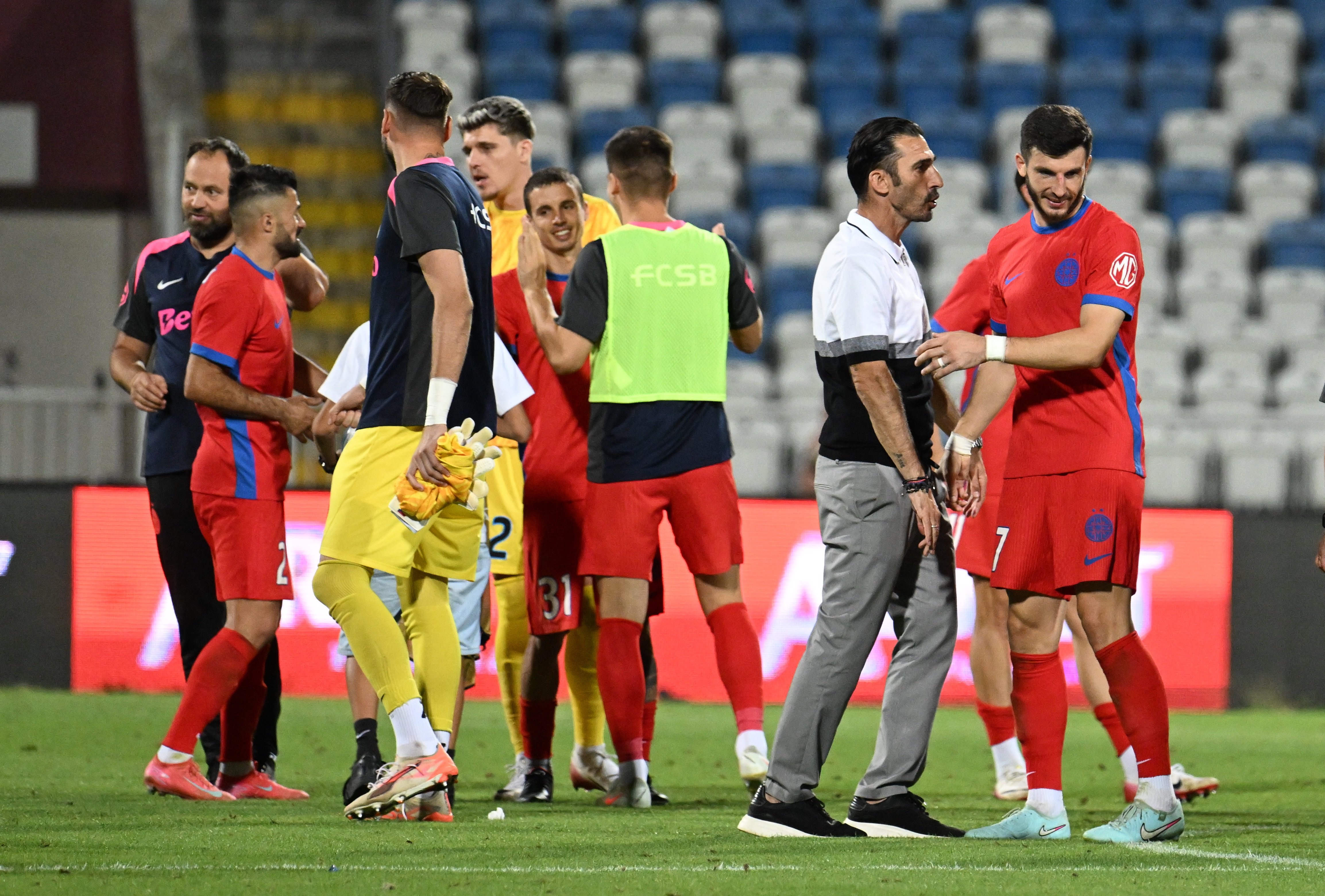 Cel mai bun fotbal exact c&acirc;nd trebuia! Trei semnale după meciul aproape perfect al FCSB-ui cu Drita