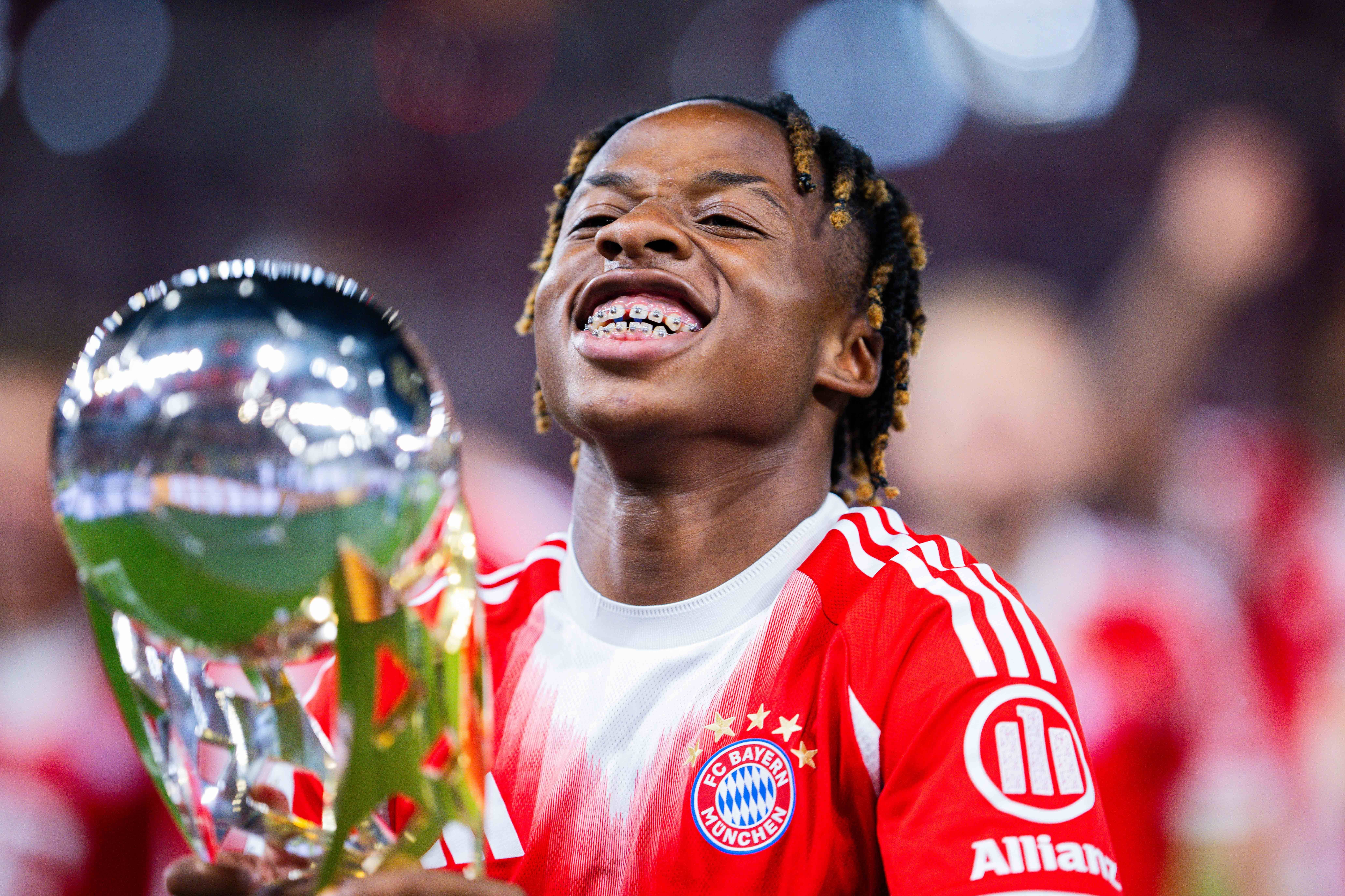 FC Bayern a c&acirc;știgat Supercupa Germaniei! Imagini spectaculoase de la Stuttgart