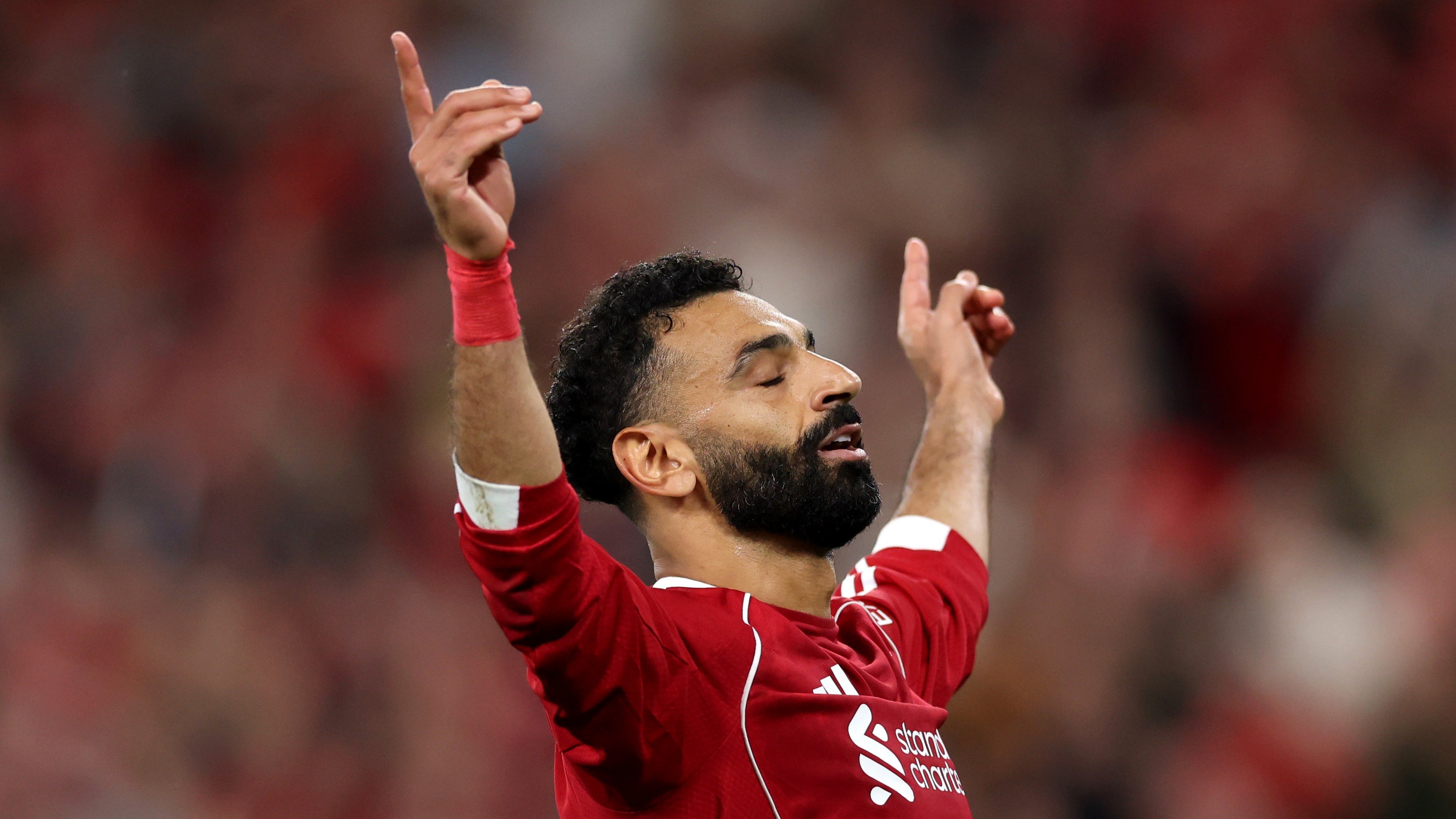 Mohamed Salah intră &icirc;n istorie, după ce fost desemnat jucătorul anului PFA pentru a treia oară