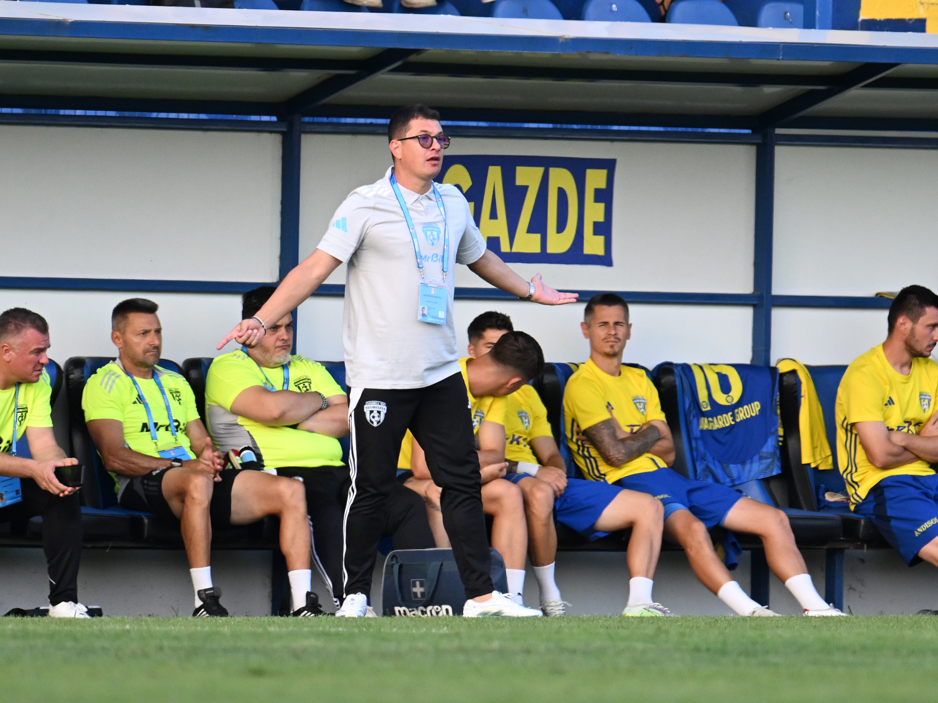 Se dorește plecarea lui Andrei Prepeliță de la Unirea Slobozia! Situație tensionată &icirc;n vestiar: ori pleacă antrenorul, ori &rdquo;gașca&rdquo;