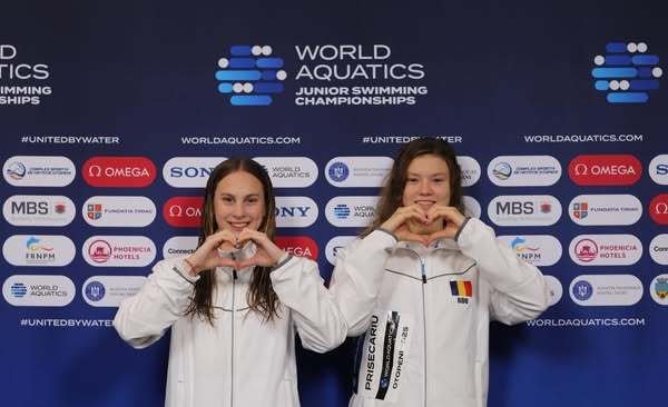 Daria Silişteanu şi Aissia Prisecariu, &icirc;n finala probei de 100 m spate de la CM de la Otopeni