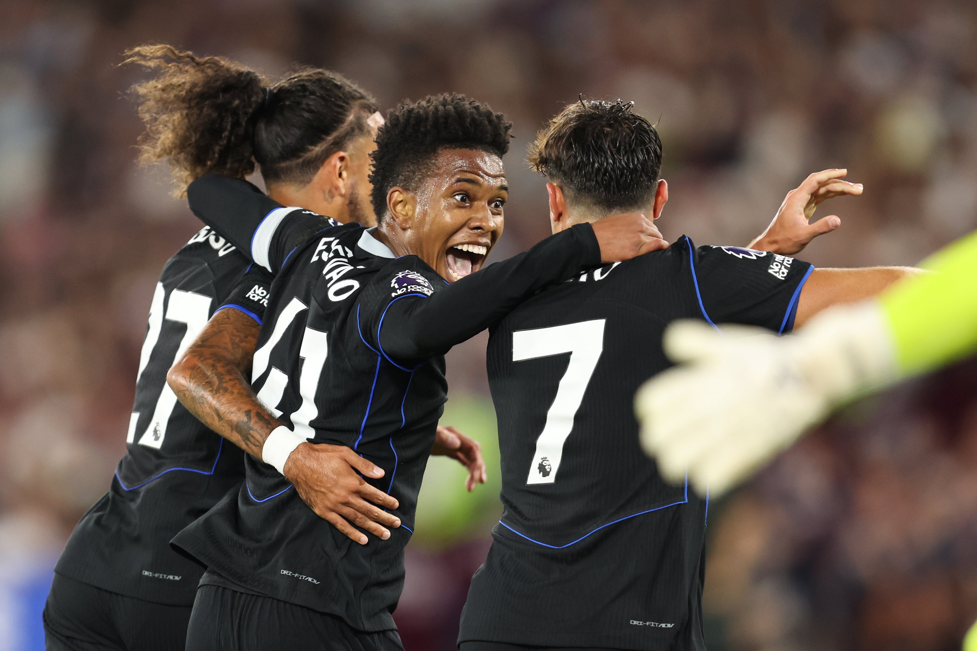 West Ham &ndash; Chelsea 1-5. Ciocănarii , ciocăniți zdravăn: start de sezon dezastruos pentru Graham Potter