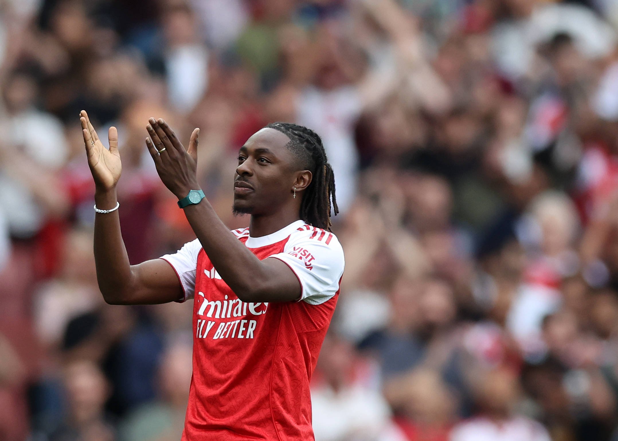Cum și-a prezentat Arsenal noul transfer mare: Eberechi Eze, pe teren &icirc;nainte de meciul cu Leeds. C&acirc;t au plătit &bdquo;tunarii&rdquo; lui Crystal Palace
