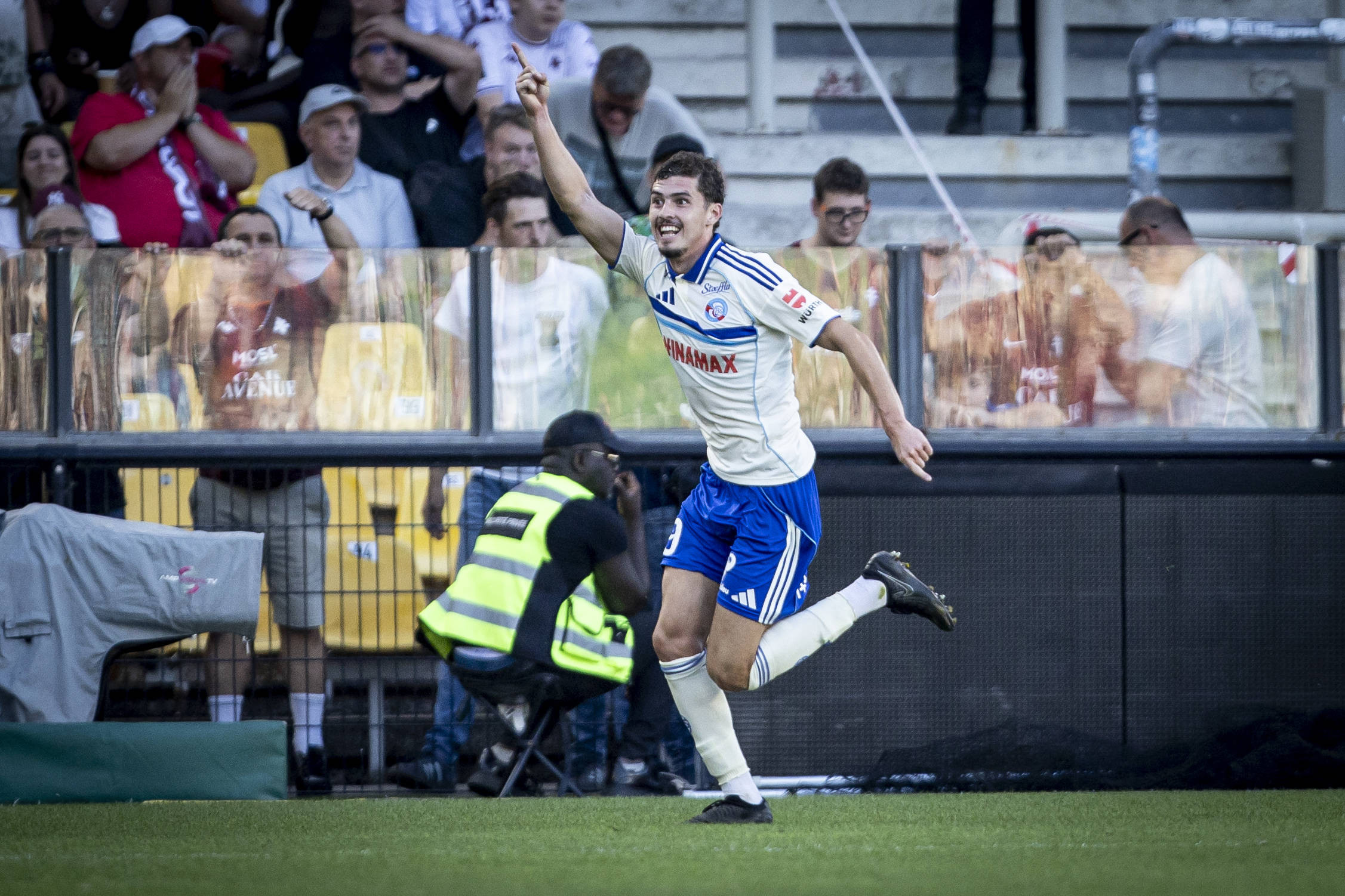 Strasbourg &ndash; Nantes 1-0 a fost pe VOYO. Gazdele s-au impus la limită, prin golul marcat de Emegha