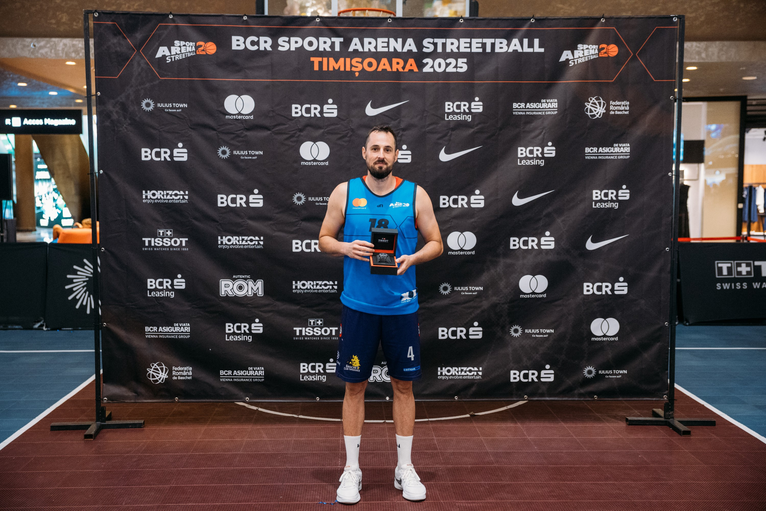 Fabulos! Un fost campion mondial, debut strălucitor &icirc;n baschetul 3x3: Mladen Jeremic, MVP la BCR Sport Arena Streetball Timișoara. I-a fost adversar lui Steph Curry &icirc;n 2007