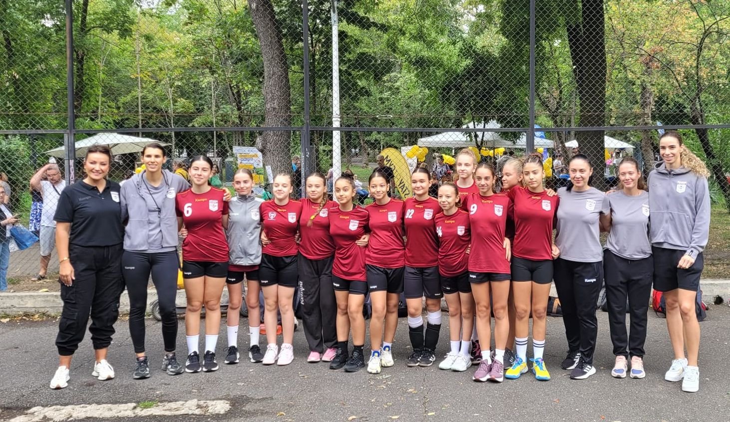 Denisa Șandru și Diana Ciucă, totul pentru Rapid, dar și pentru copiii care vor să facă sport. Un sentiment foarte plăcut
