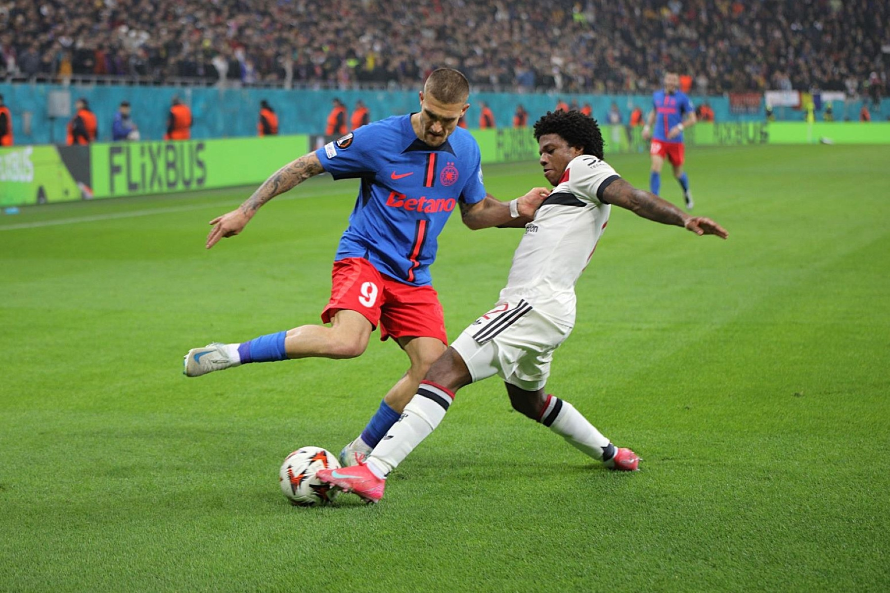 Europa League e competiția europeană care &icirc;i vine ca o mănușă FCSB-ului! Ce rezultate extraordinare a avut