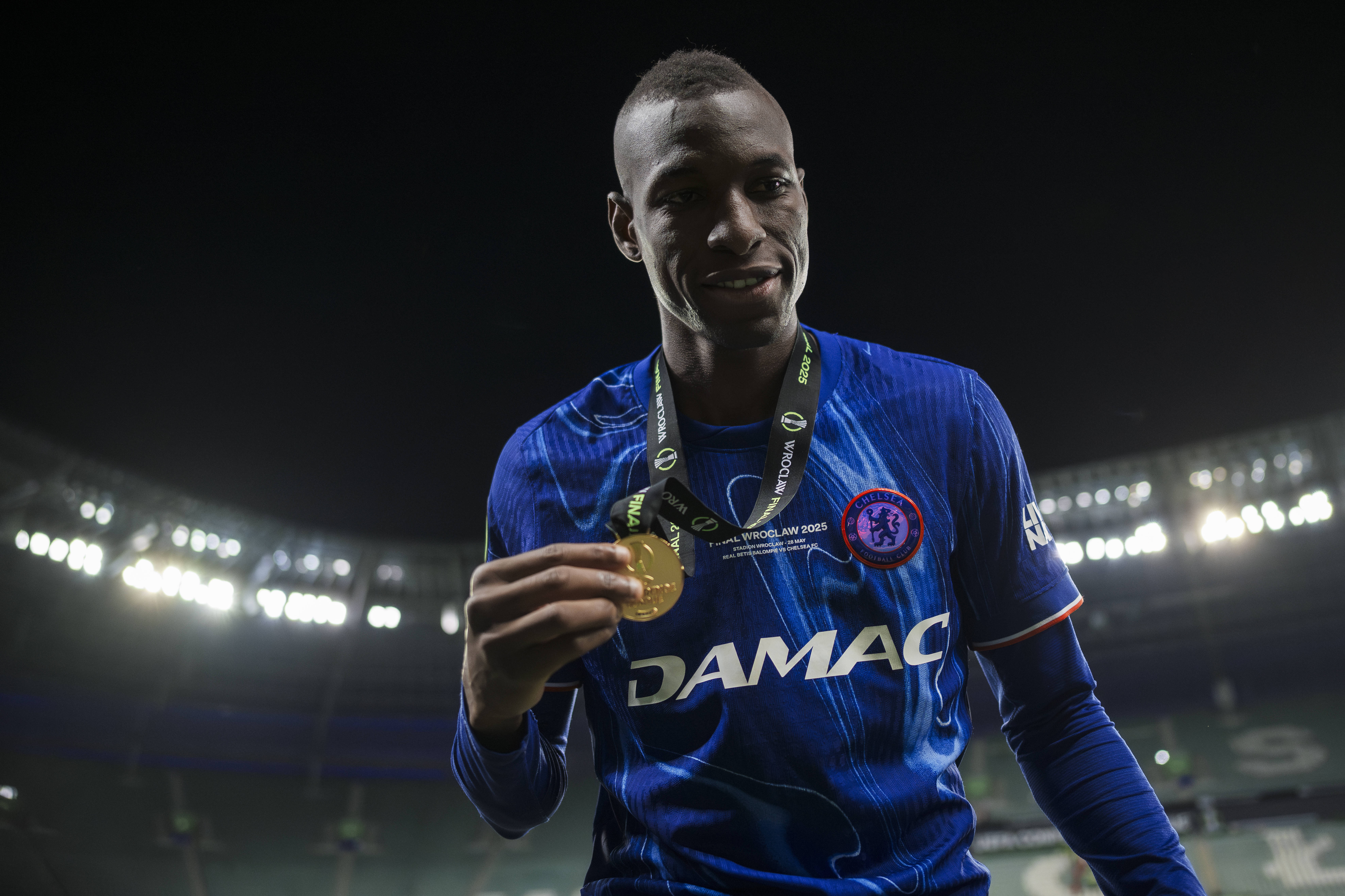 Răsturnare de situație! Ce se &icirc;nt&acirc;mplă cu Nicolas Jackson, aflat la Munchen pentru a semna cu Bayern