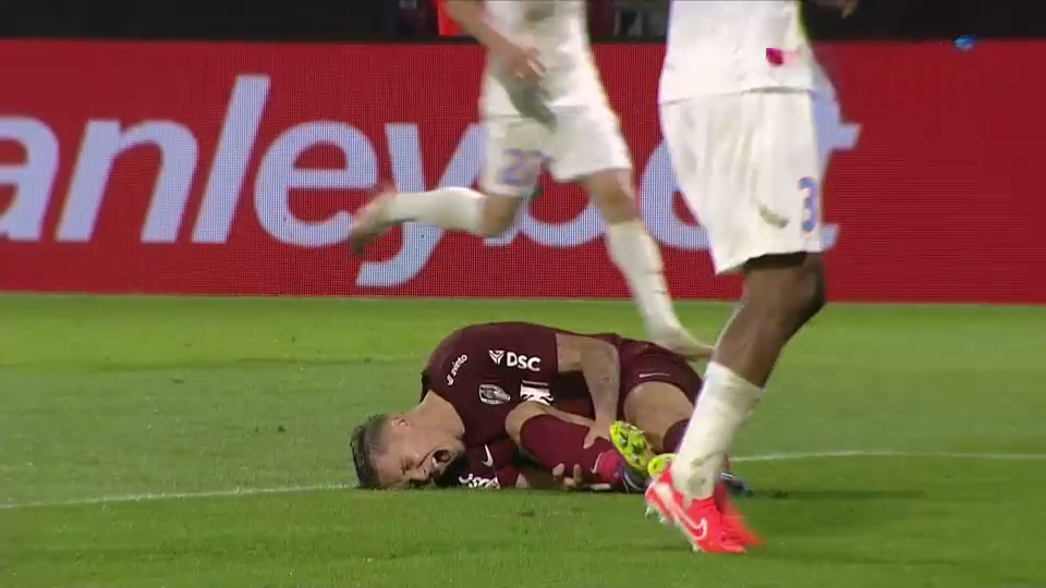 Mihai Popescu, iertat de roșu &icirc;n CFR - FCSB! Balaj a răbufnit &icirc;n tribună și a fost eliminat de Colțescu
