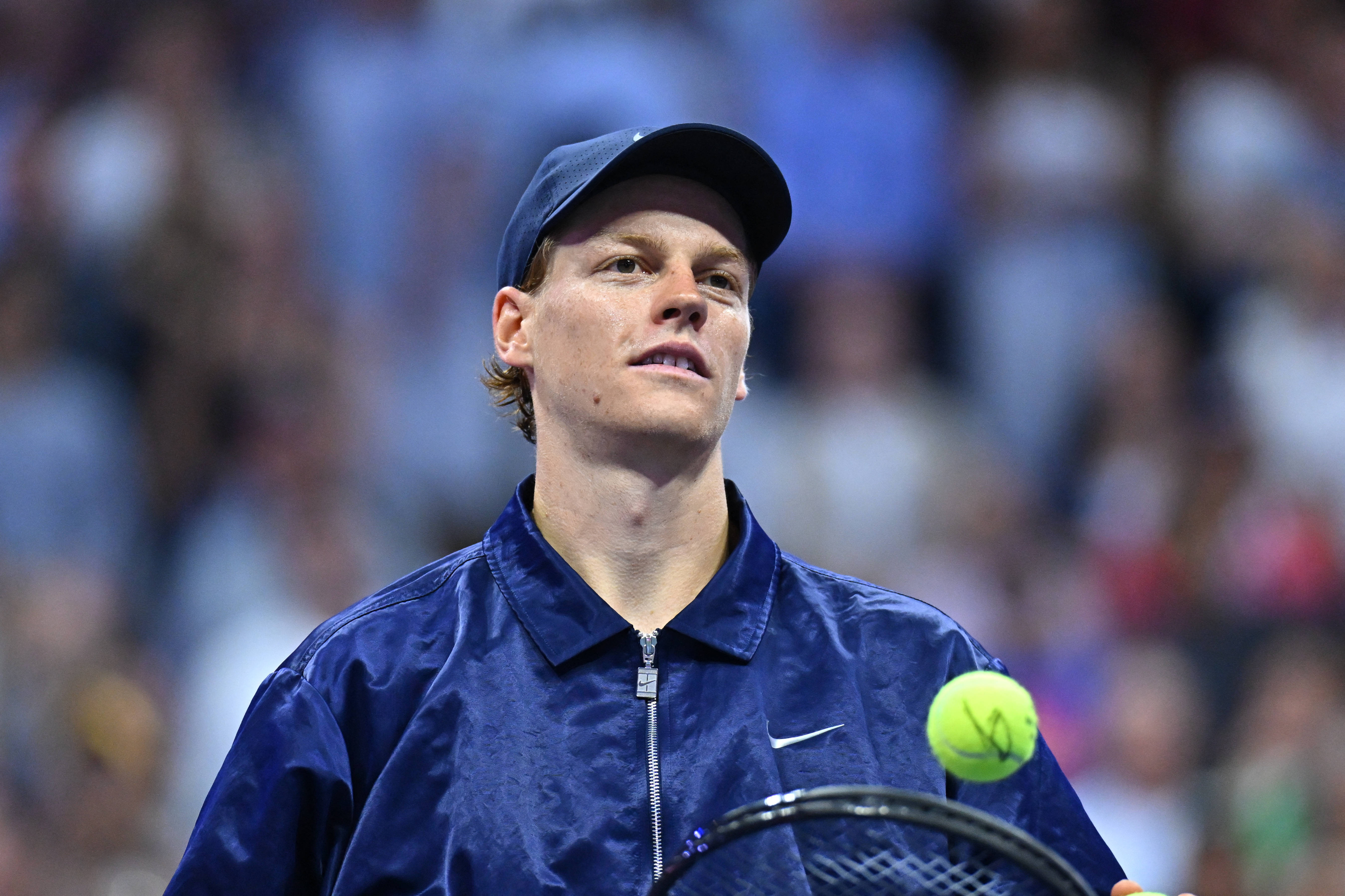 &bdquo;Sinner? E robot cu I.A.&rdquo; Italianul s-a calificat &icirc;n semifinalele US Open 2025. Adversar-surpriză &icirc;n drumul spre finală