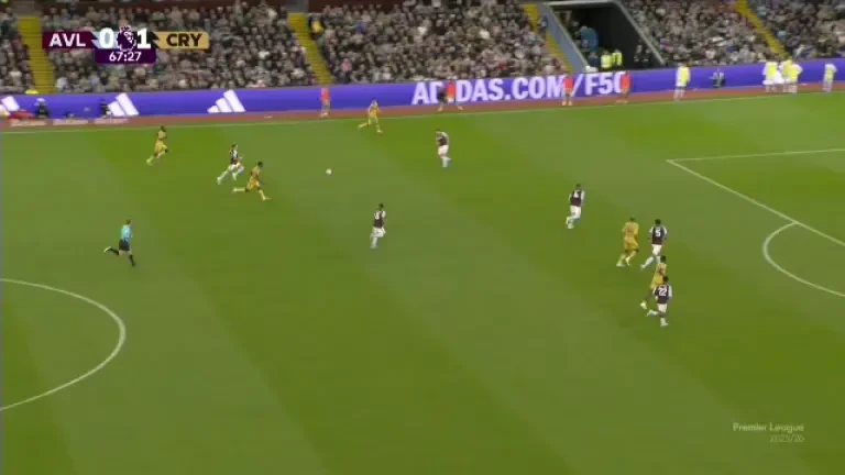 Marc Gu&eacute;hi, gol de excepție &icirc;n Aston Villa - Crystal Palace 0-3