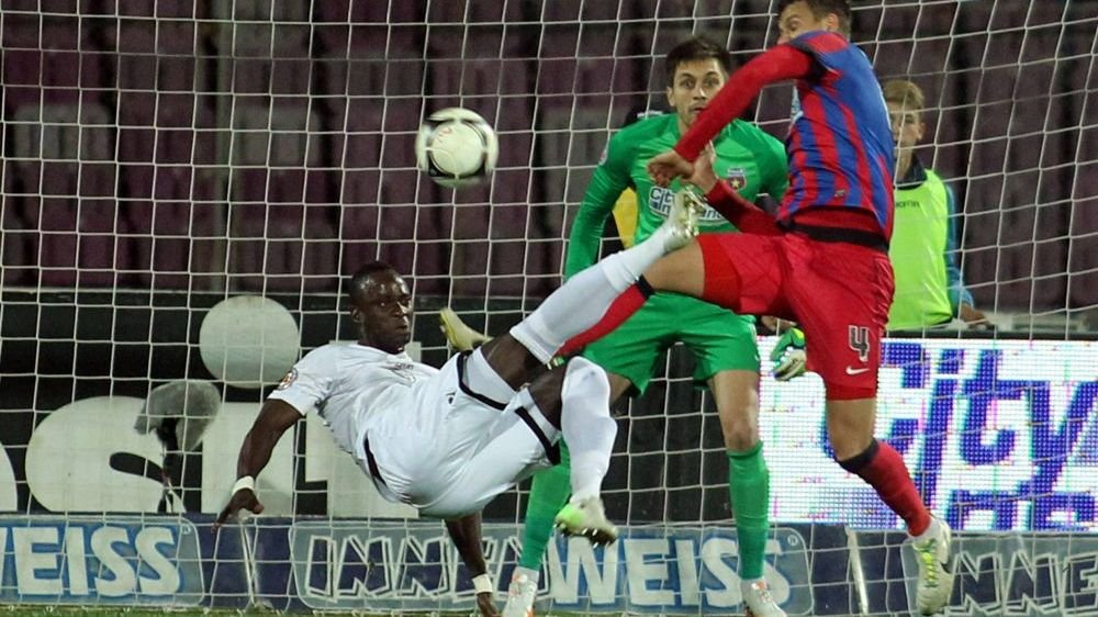 &rdquo;Omul foarfecă&rdquo; Mansour Gueye revine pe gazon! Ultima dată preparator fizic, a semnat acum ca jucător