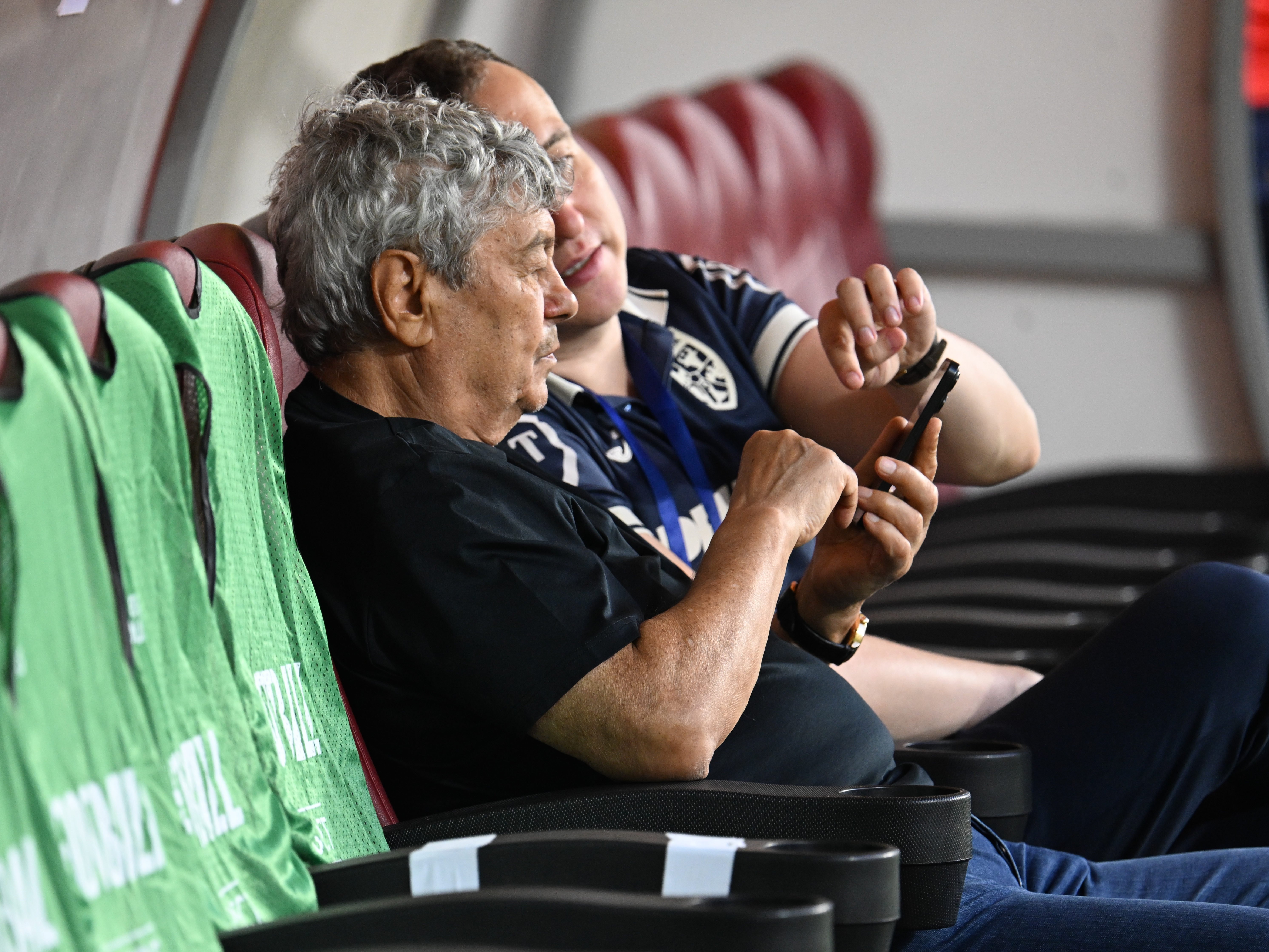 Anunțul făcut de Mircea Lucescu după accidentarea suferită de Louis Munteanu: &rdquo;A simțit o durere puternică!&rdquo;