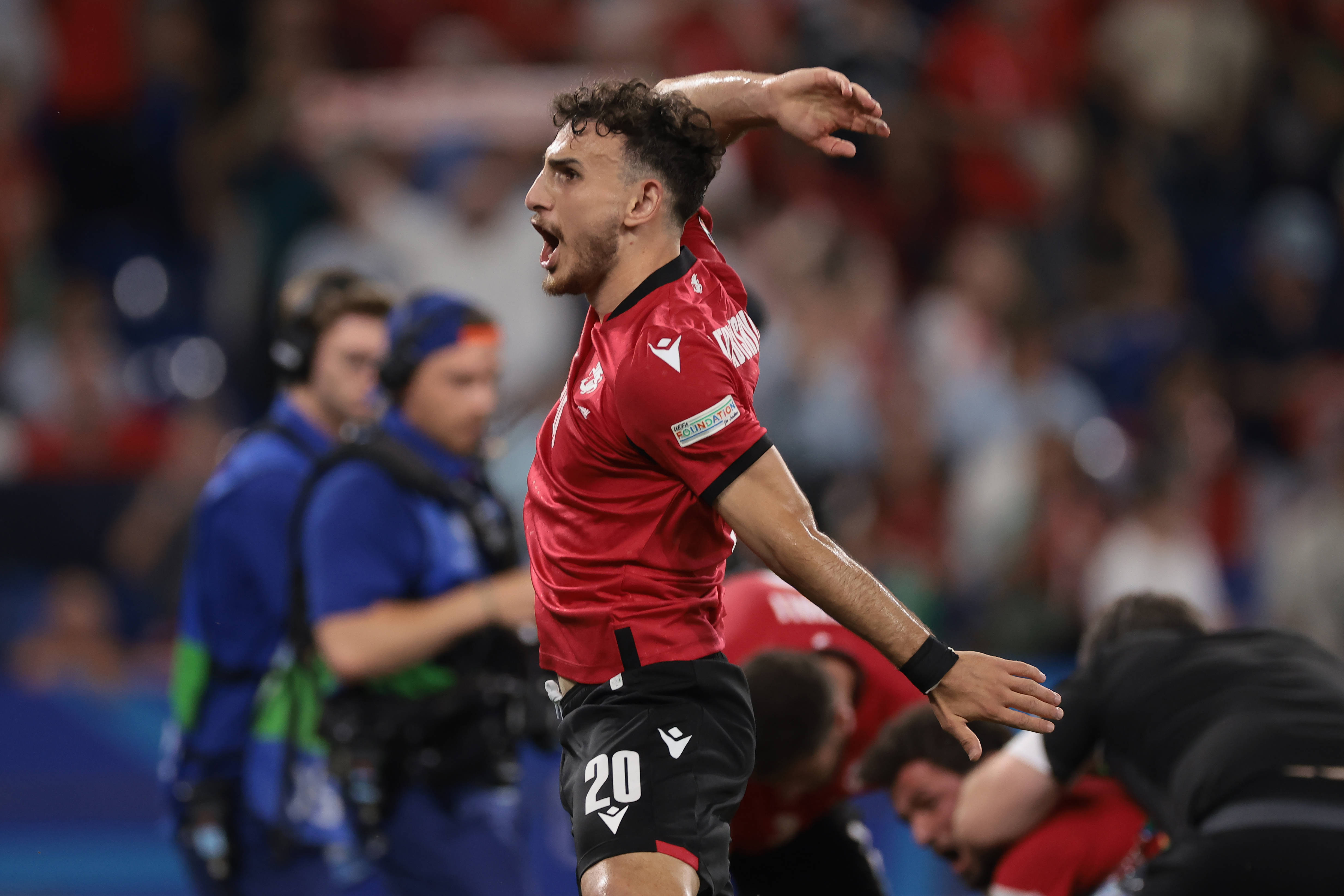 Reacția Universității Craiova după ce Anzor Mekvabishvili a fost integralist &icirc;n Georgia - Bulgaria 3-0