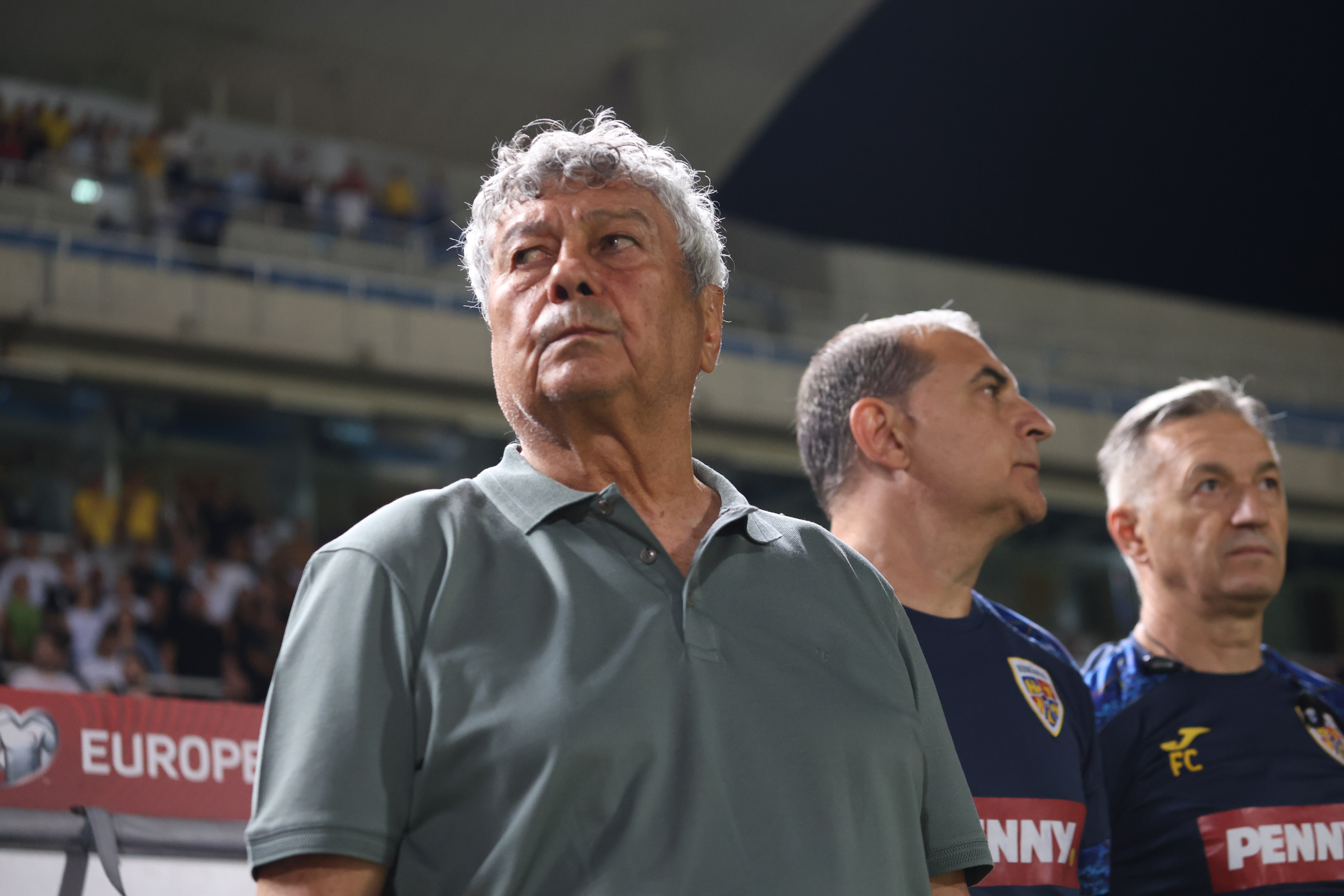 Pariul neașteptat al lui Mircea Lucescu! Un debutant e anunțat titular, iar Ianis Hagi dezvăluie cum l-au primit colegii