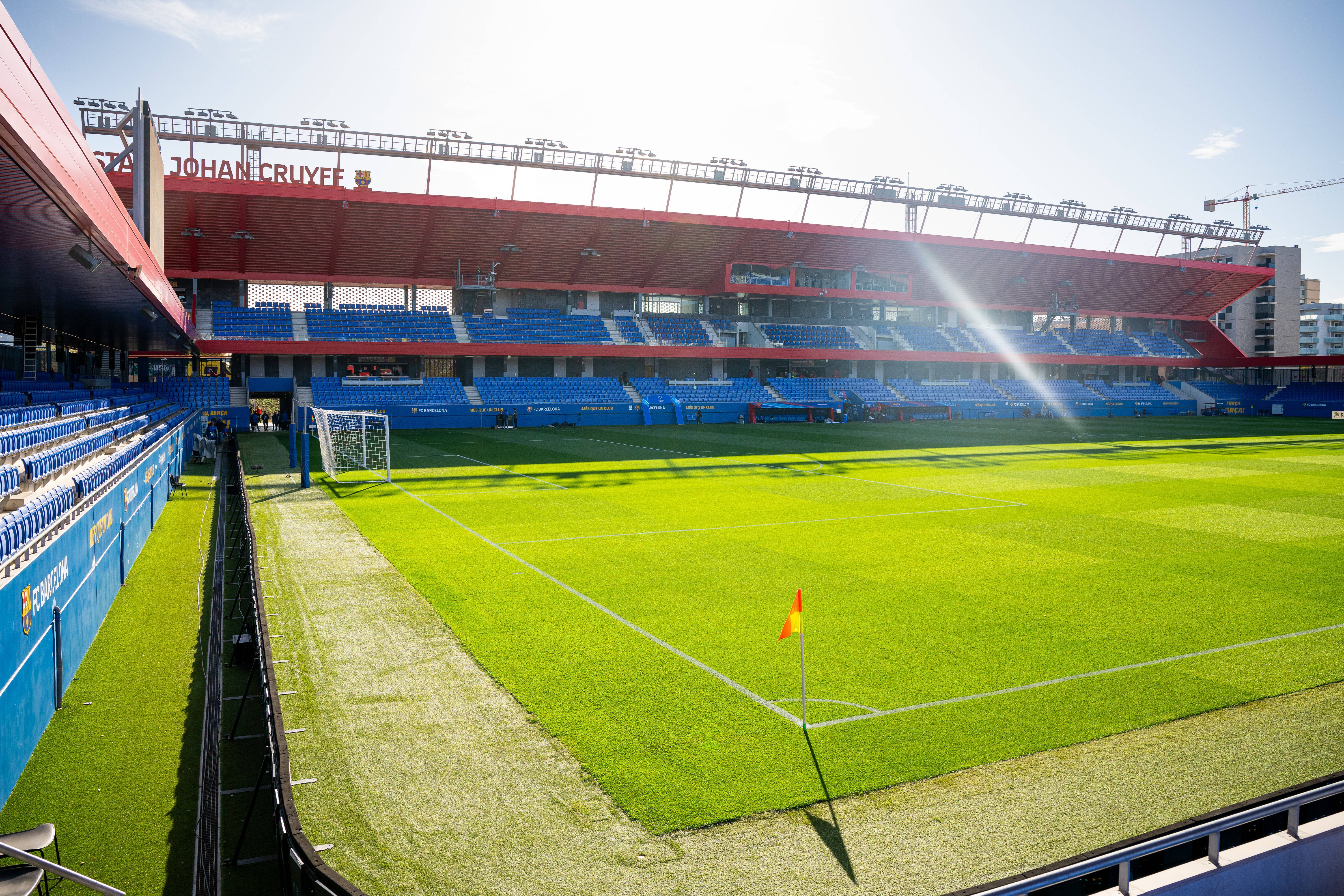 Barcelona va juca &icirc;n următorul meci din La Liga pe un stadion de 6.000 de locuri!