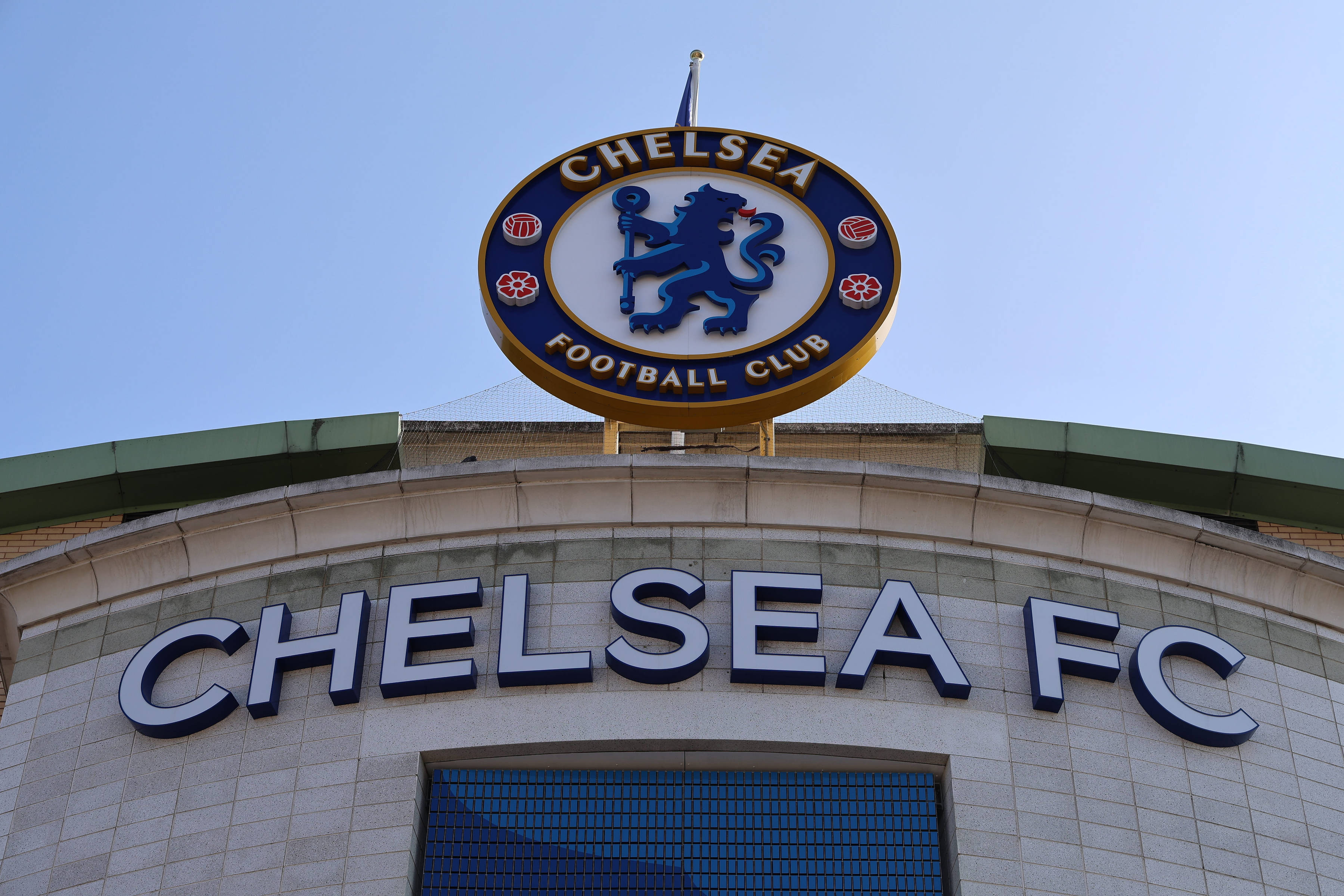 Cutremur la Chelsea! Federaţia engleză acuză clubul londonez de 74 de &icirc;ncălcări ale regulilor privind agenţii şi intermediarii