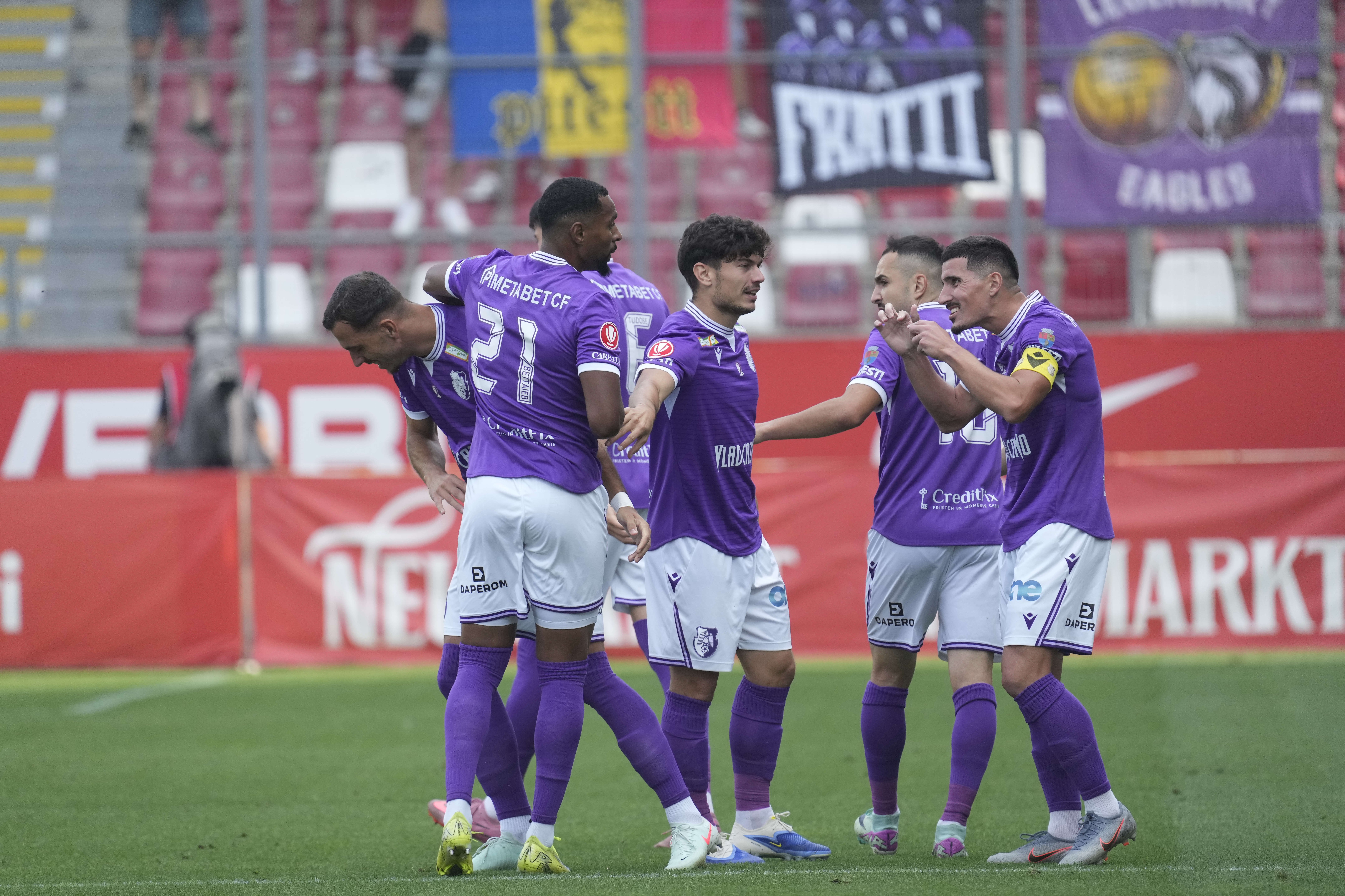 Următorul transfer al campioanei? Să nu vă mire dacă ajunge la FCSB
