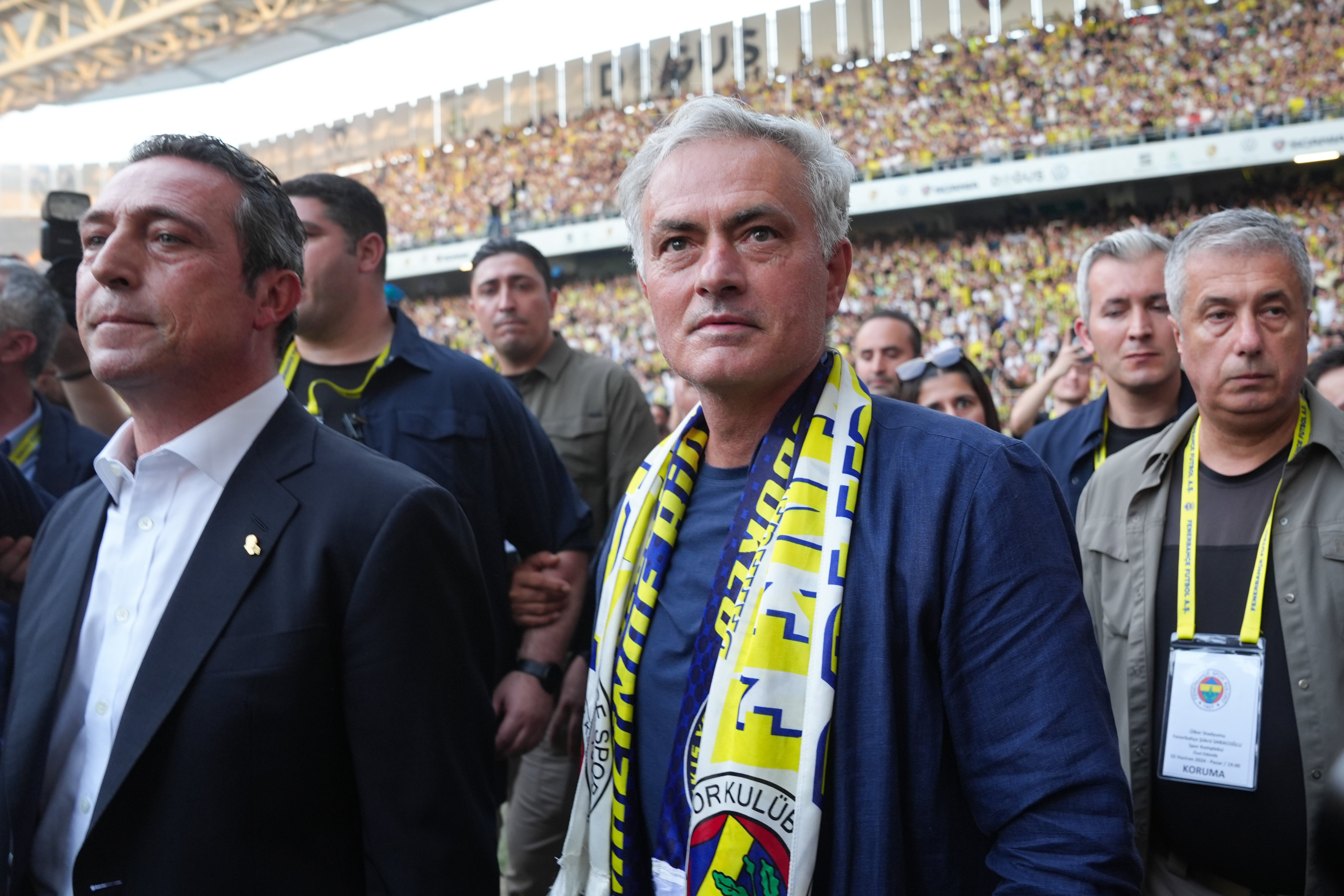 Fenerbahce explică de ce l-a demis pe Jose Mourinho. Nu din cauza eliminării!