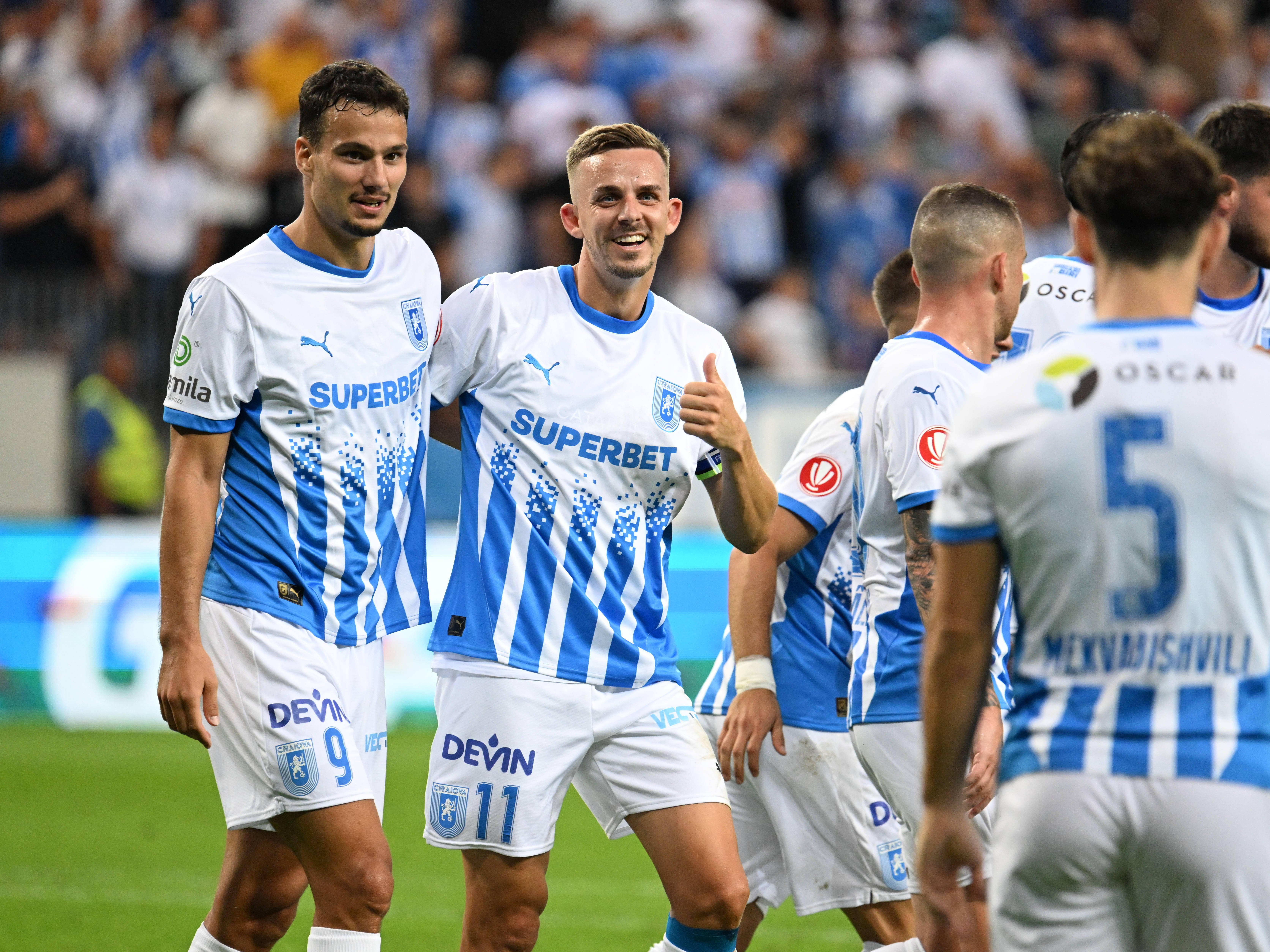 Craiova emană forță, Rădoi și-a atins scopul. Trei idei după Universitatea - Farul 2-0