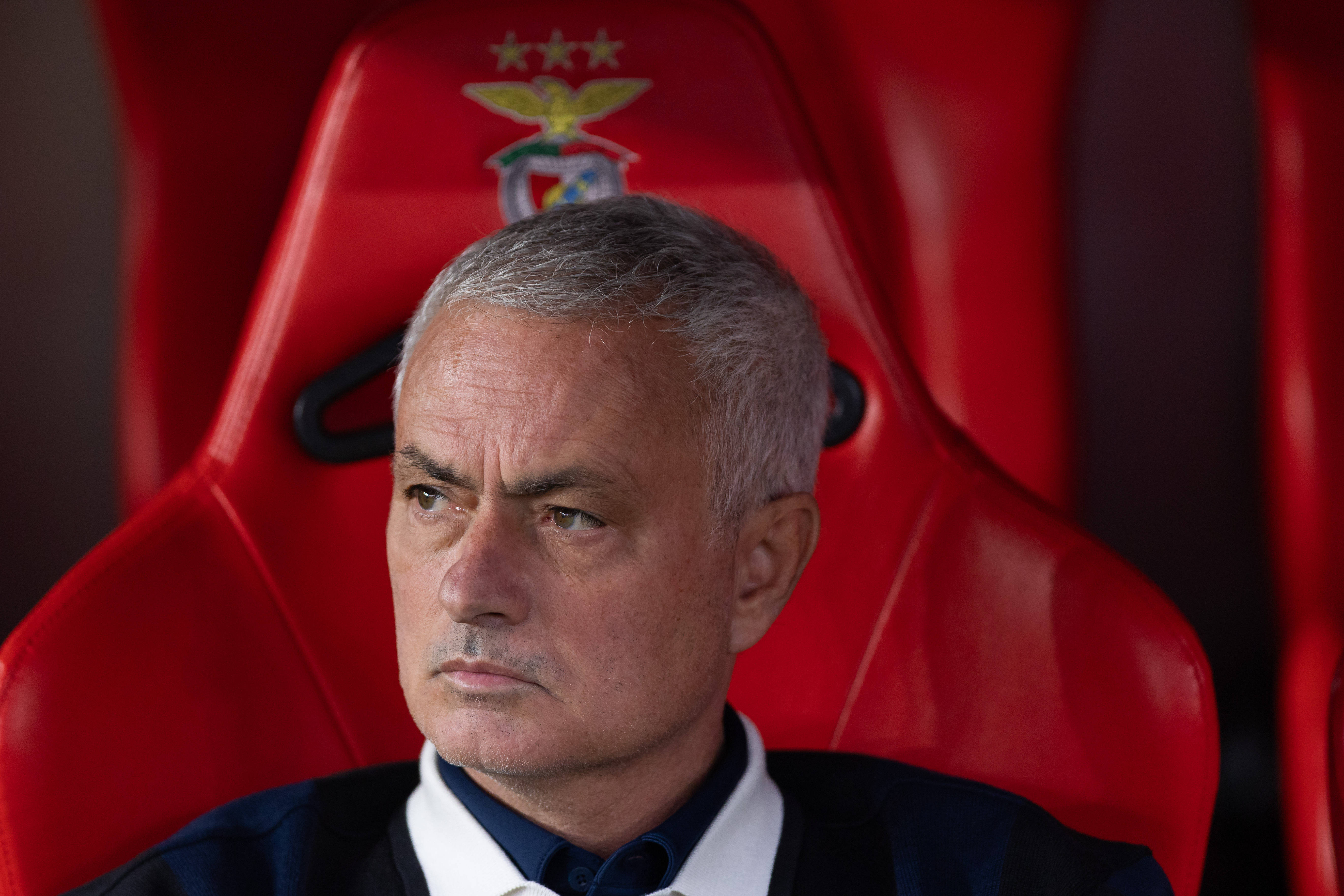 Jose Mourinho a bătut palma cu Benfica! Ce salariu va &icirc;ncasa la noua sa echipă