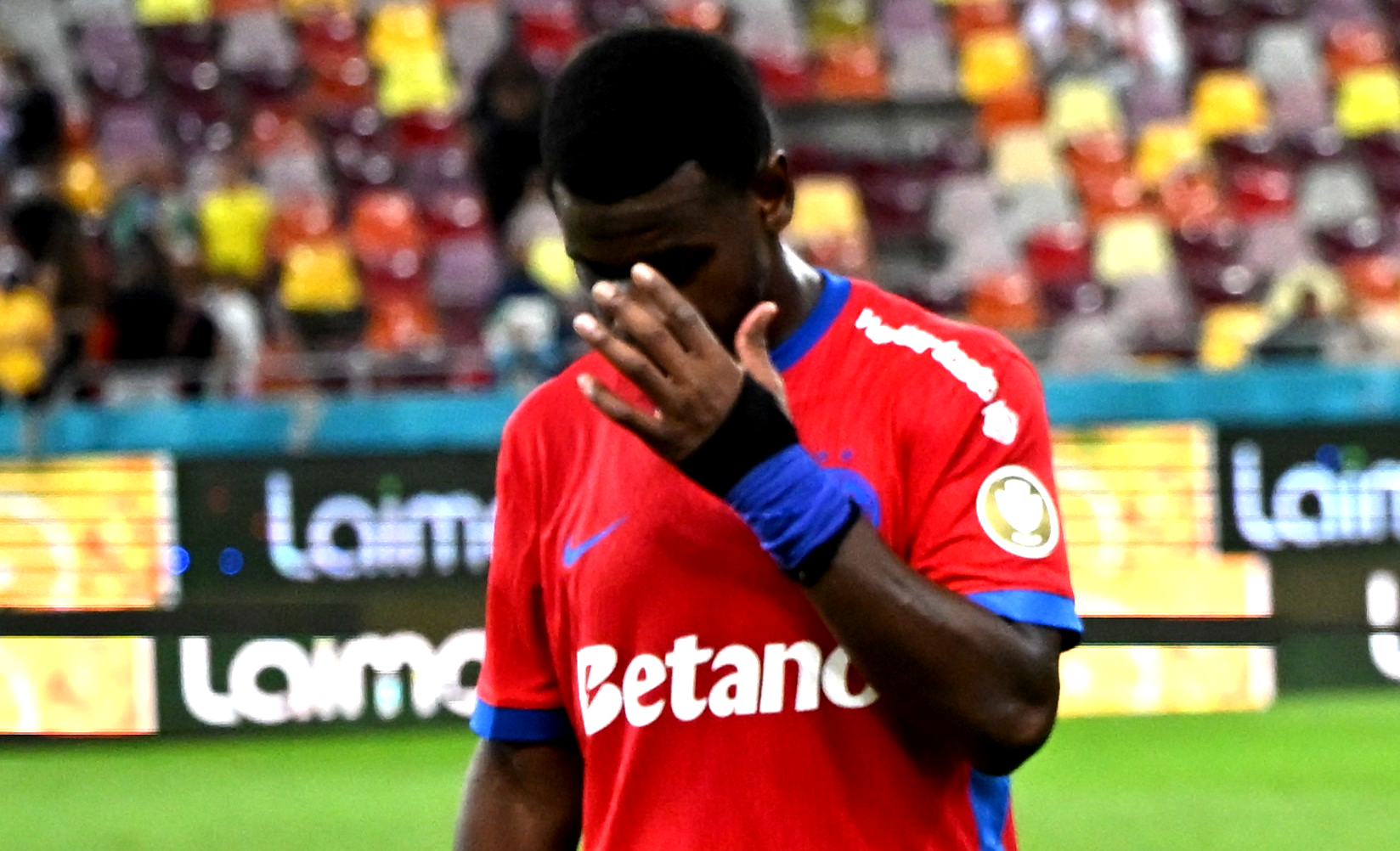 Anunțat titular, Mamadou Thiam n-are frică &icirc;nainte de Steaua Roșie - FCSB: &bdquo;Așa se va &icirc;nt&acirc;mpla&rdquo;