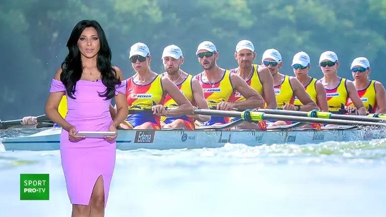 Canotorii campioni au adus medaliile de la Mondial și au fost întâmpinați cu flori și mâncare tradițională