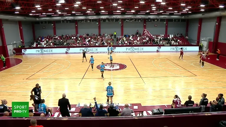 Rapid - CSM București (Pro Arena & VOYO): Primele cinci minute ale meciului