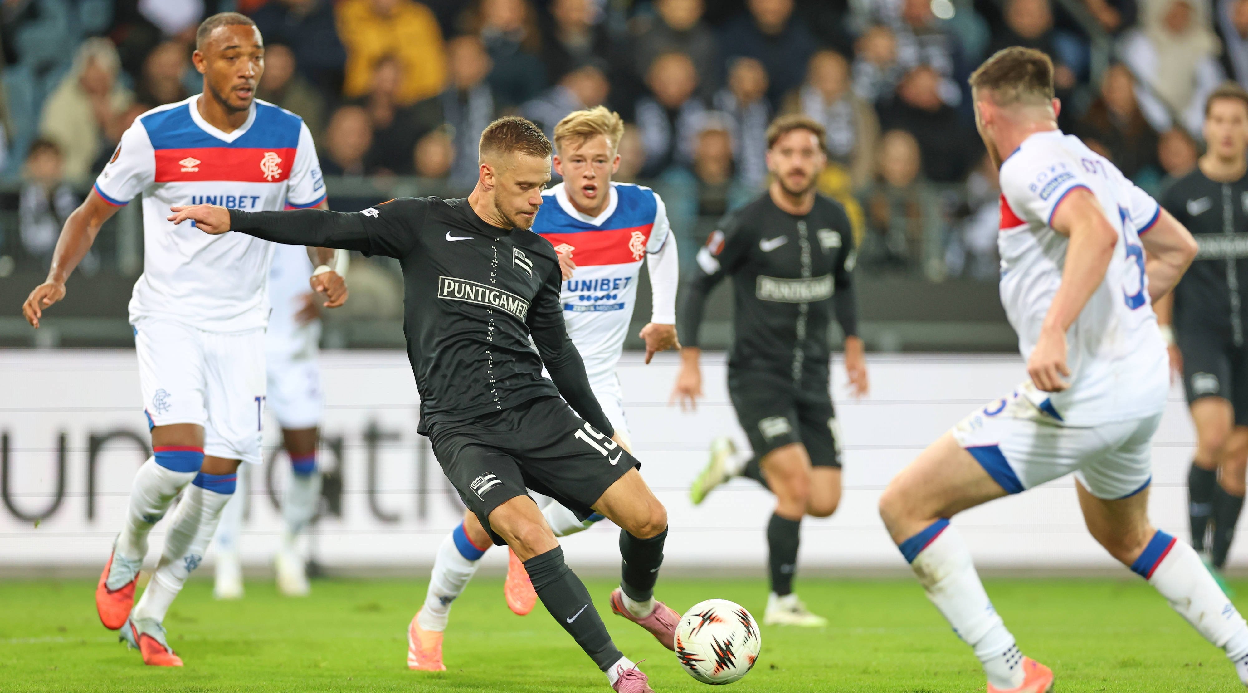 Rangers, de nerecunoscut &icirc;n noul sezon! Dezastru pentru fosta echipă a lui Ianis Hagi