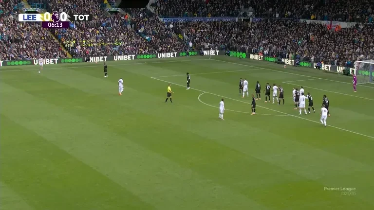 Joe Rodon, bară &icirc;n Leeds - Tottenham! (04.10.2025)