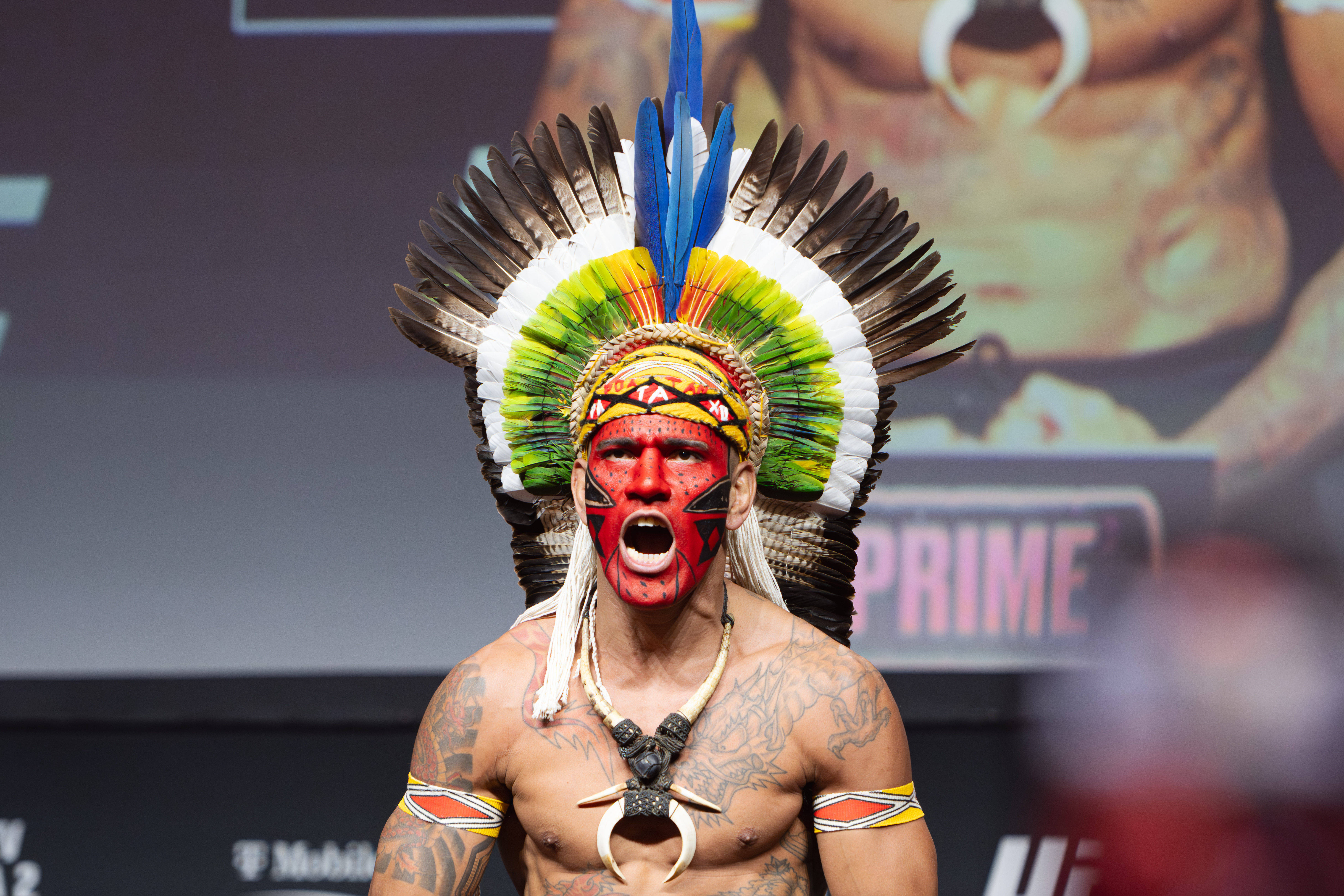 Ies sc&acirc;ntei! Merab Dvalishvili - Alex Pereira, la UFC 320 (VOYO, duminică de la ora 5:00)