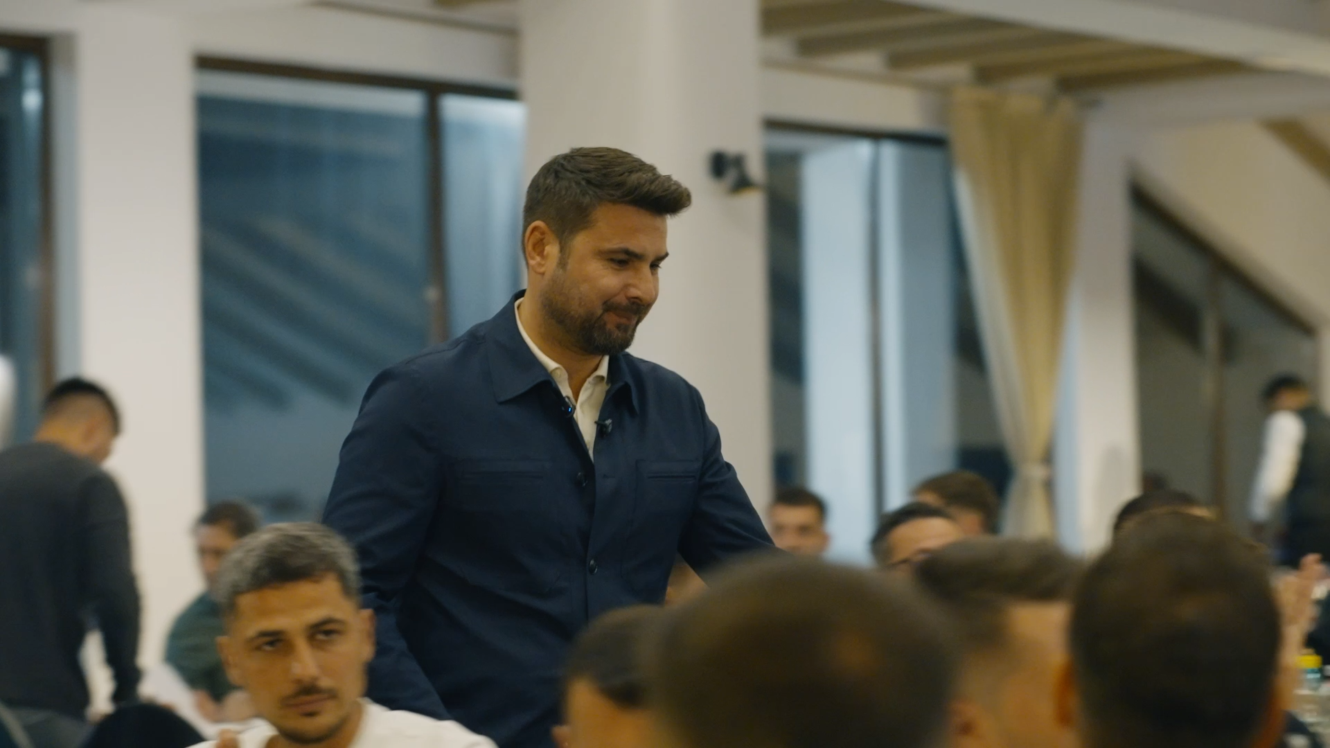 Adi Mutu a semnat: &rdquo;Sperăm să ajungă mari fotbaliști&rdquo;
