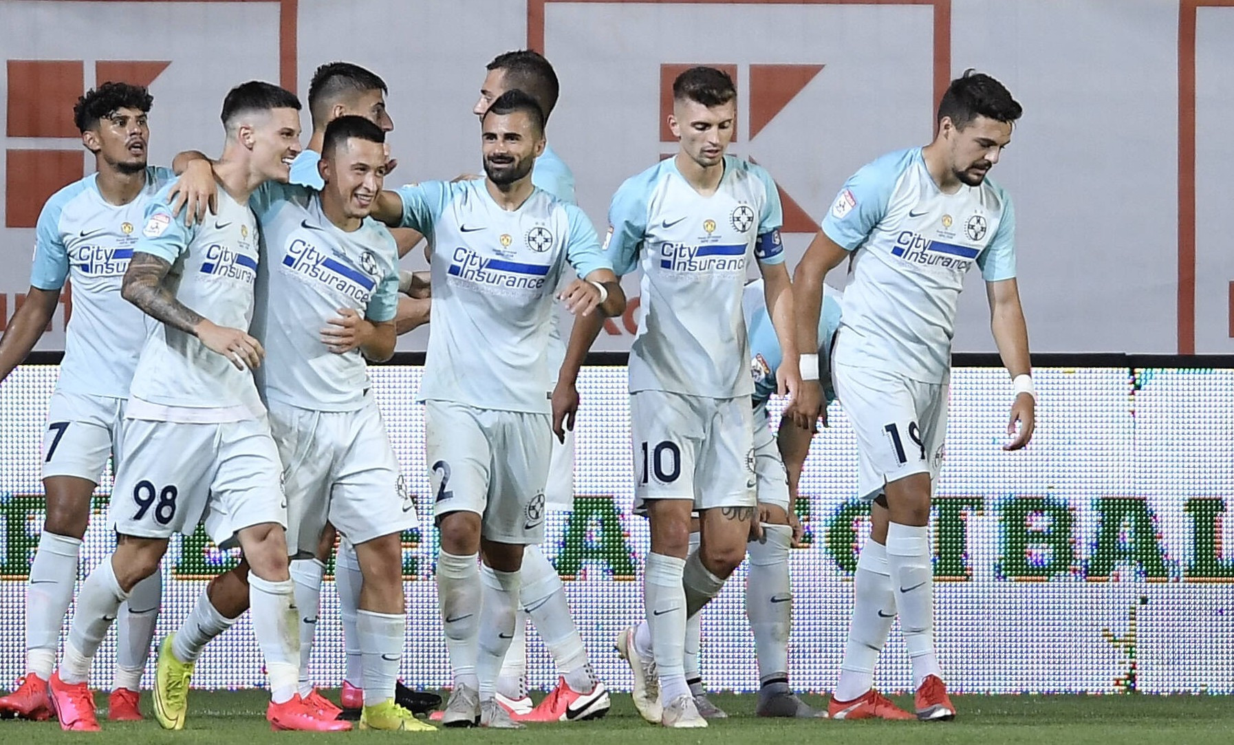 Adrian Petre, hat-trick &icirc;n 9 minute, apoi a dat și golul 4! Look nou pentru fostul atacant al lui FCSB și &rdquo;evoluție fantastică&rdquo;