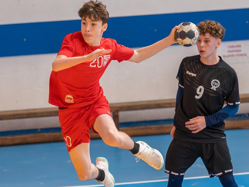 Dinamo handbal juniori 2025 4