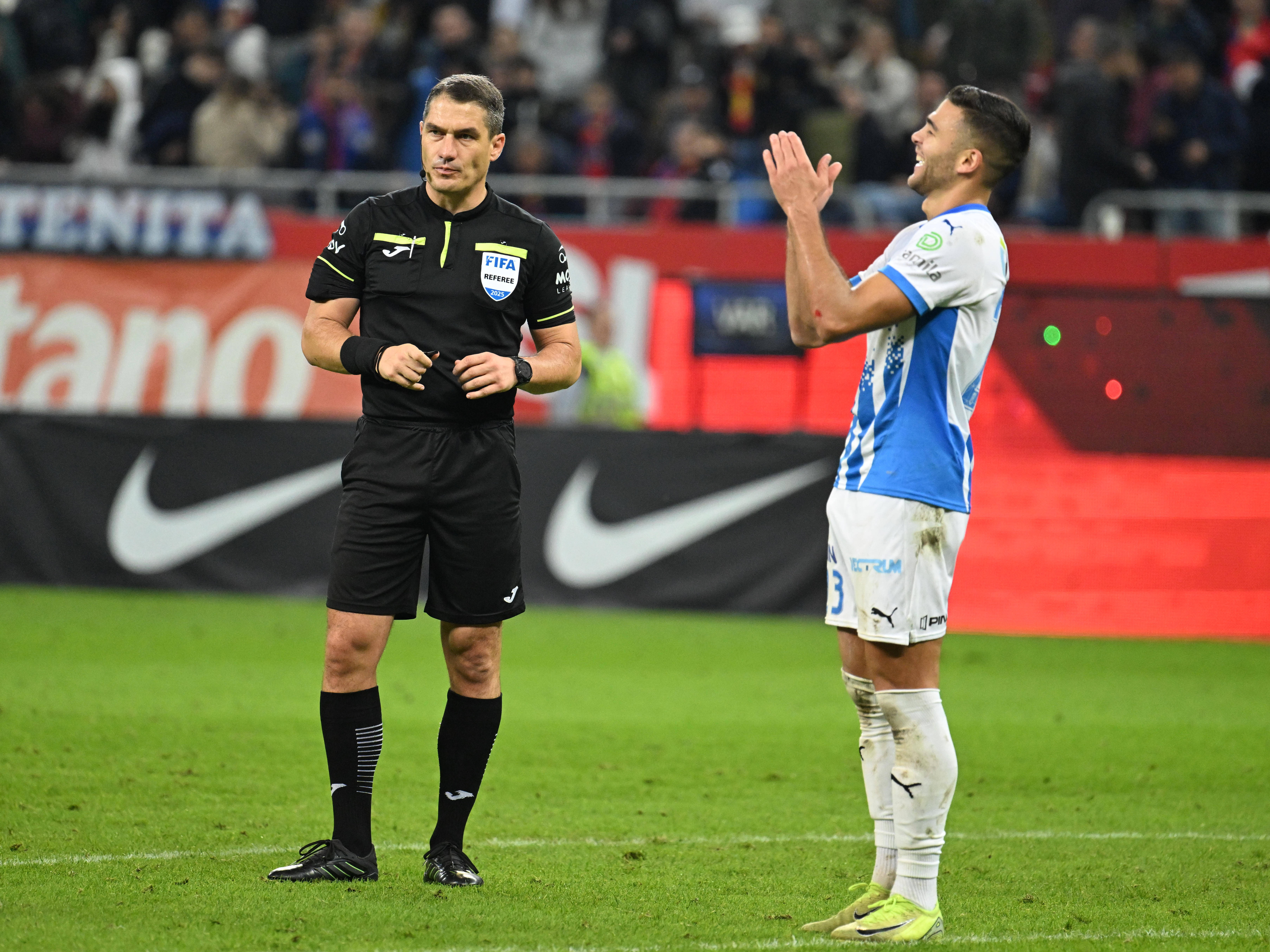 Istvan Kovacs se bate cu giganții! Rom&acirc;nul, nominalizat de IFFHS la titlul de Cel mai bun arbitru al lumii &icirc;n 2025