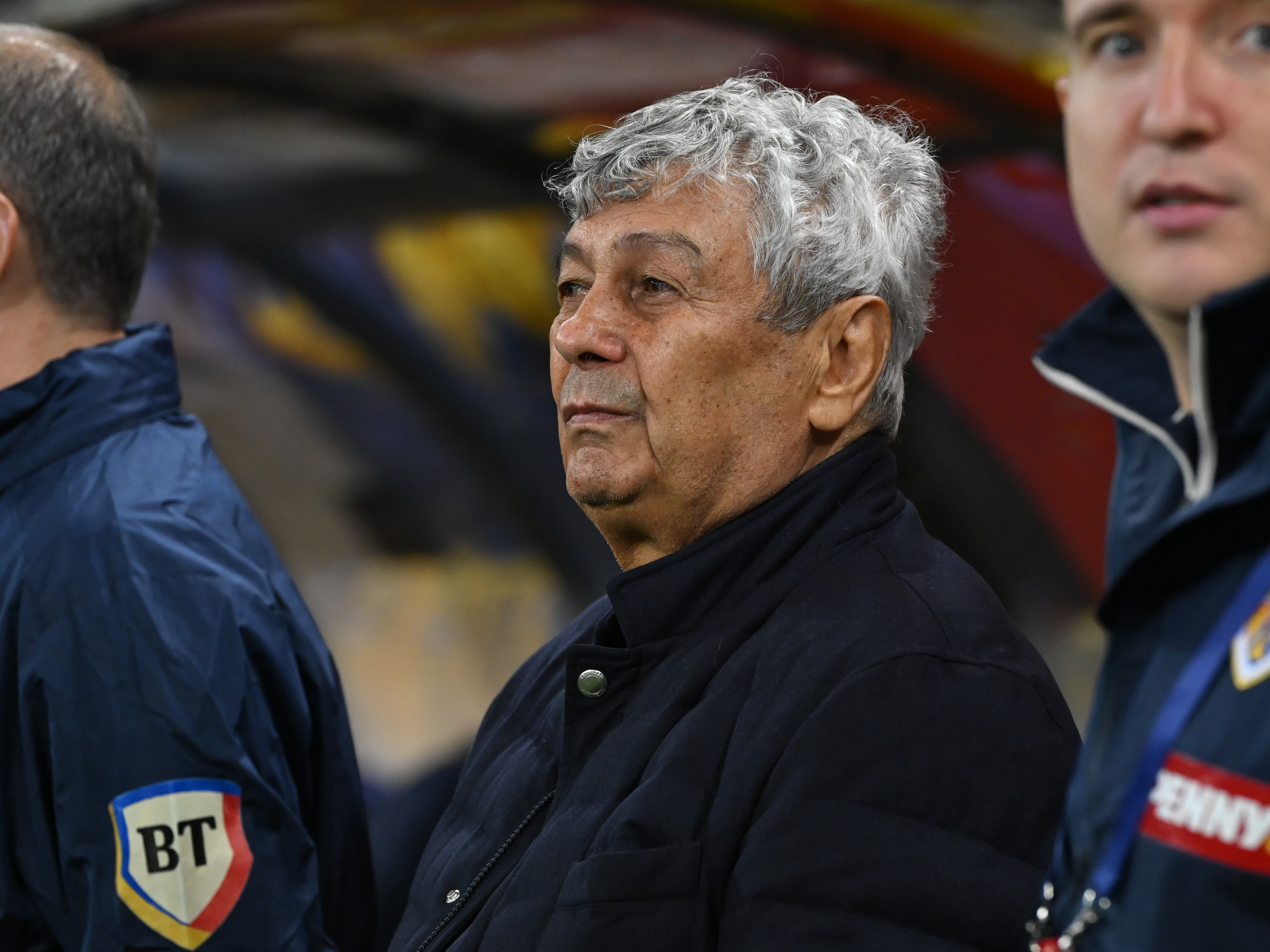 Bosnia - Rom&acirc;nia, de la 21:45. Primul 11 al lui Lucescu + cine e favorită la victorie. Calculele calificării. Analiza lui Dan Chilom