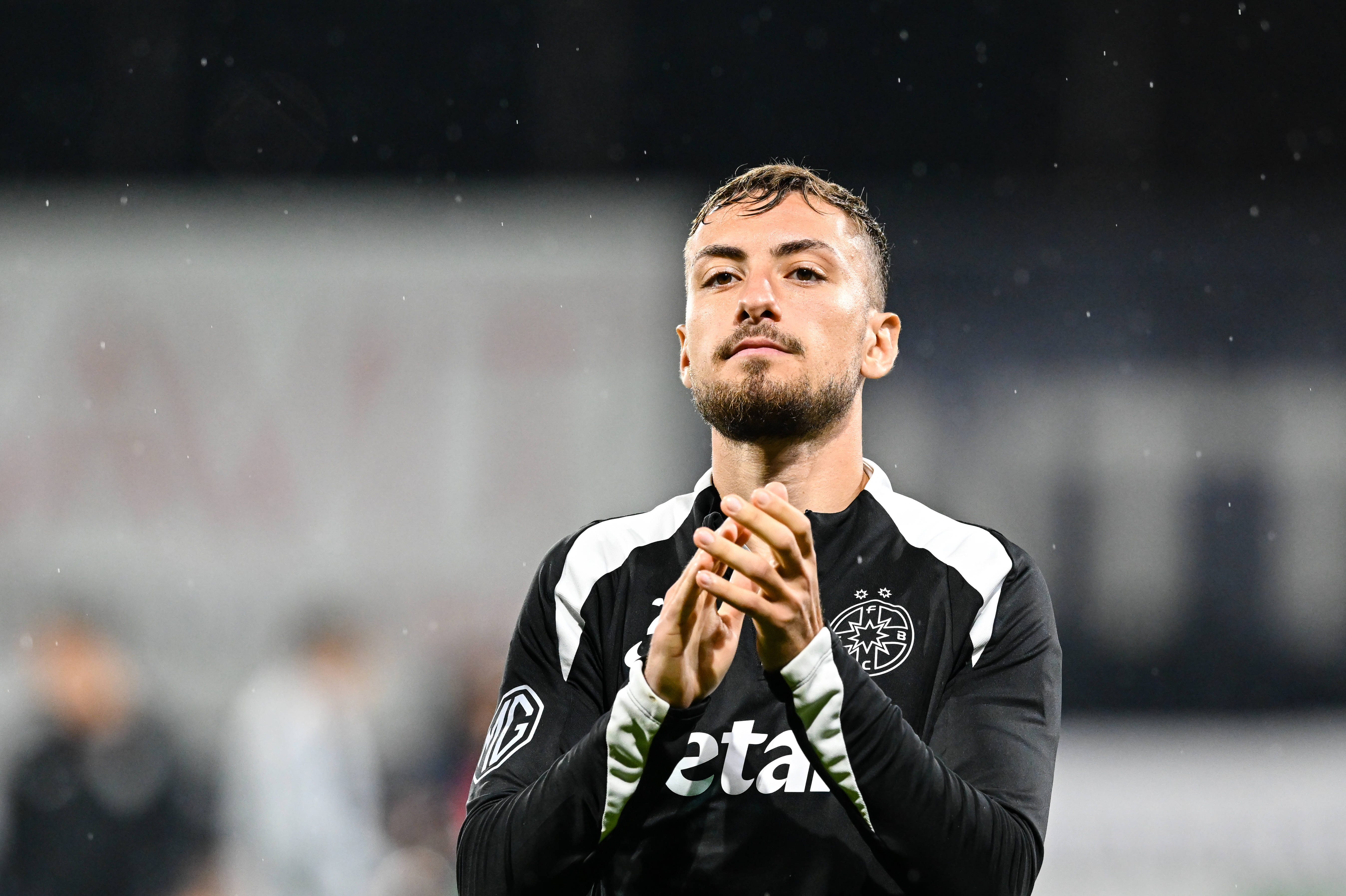 Ce meci așteaptă cu nerăbdare Mihai Lixandru &icirc;n Europa League: &rdquo;Voiam la ei acasă, au fani extraordinari&rdquo;