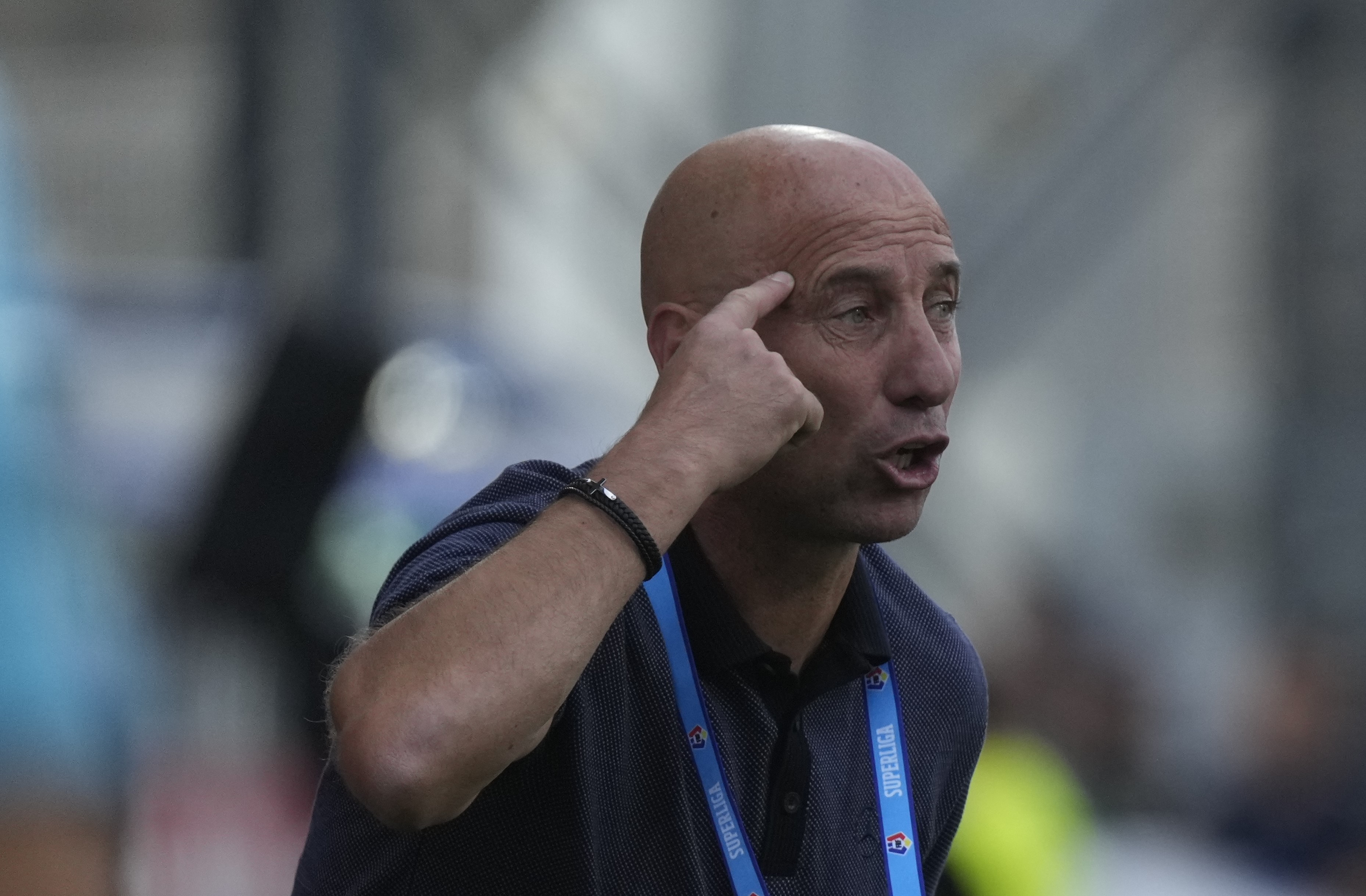 Robert Ilyes urechează un jucător de la Csikszereda după meciul cu CFR: &rdquo;Primul tren și la Budapesta! Nu poți să faci așa ceva&rdquo;