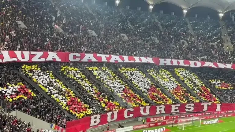 Scenografia lui Dinamo la meciul cu Rapid (19.10.2025)