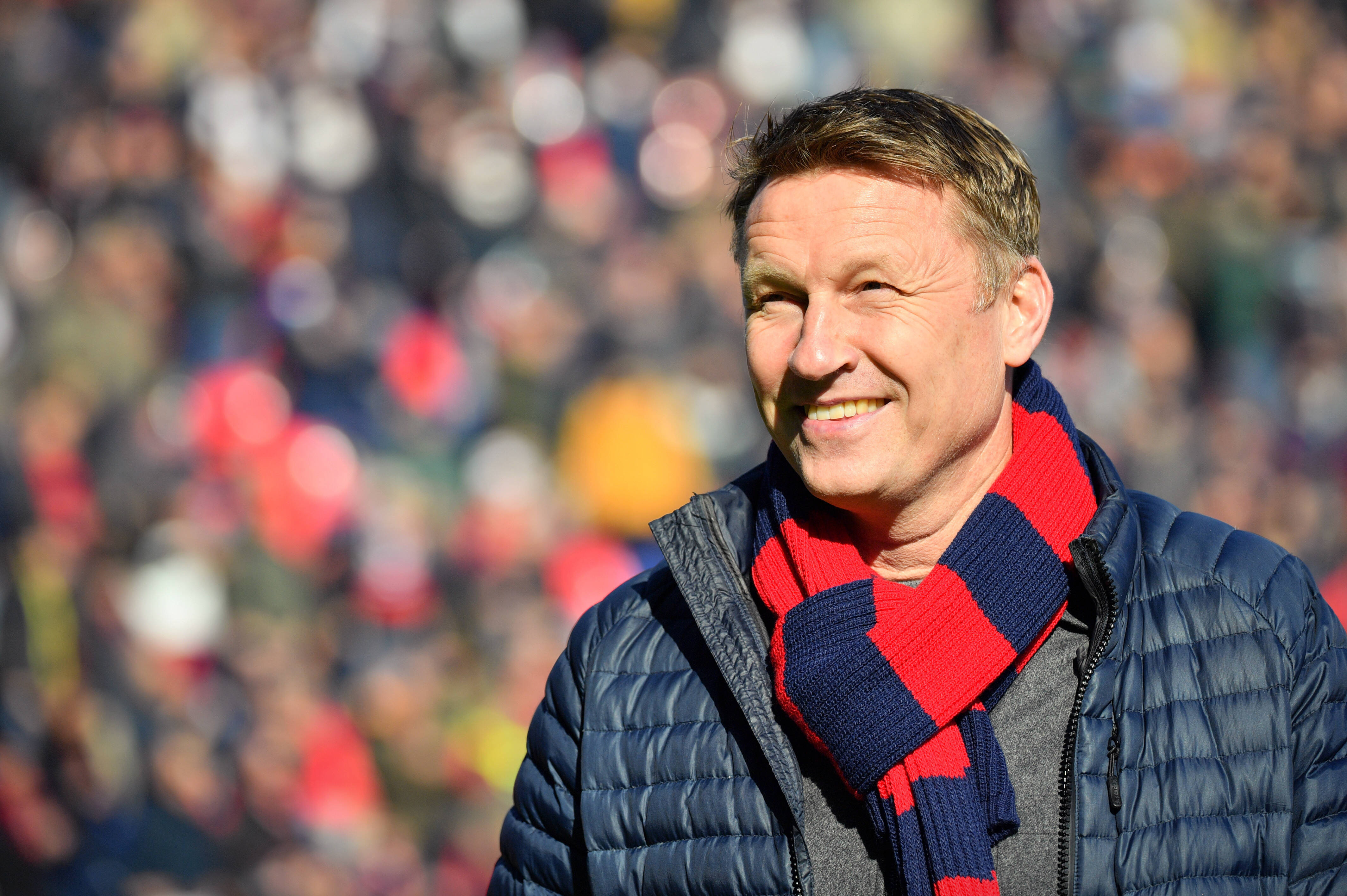 Killerul Rom&acirc;niei, Kennet Andersson, a venit cu Bologna la București. Povestește Marian Savu: Cobora cu zăpadă pe cap!