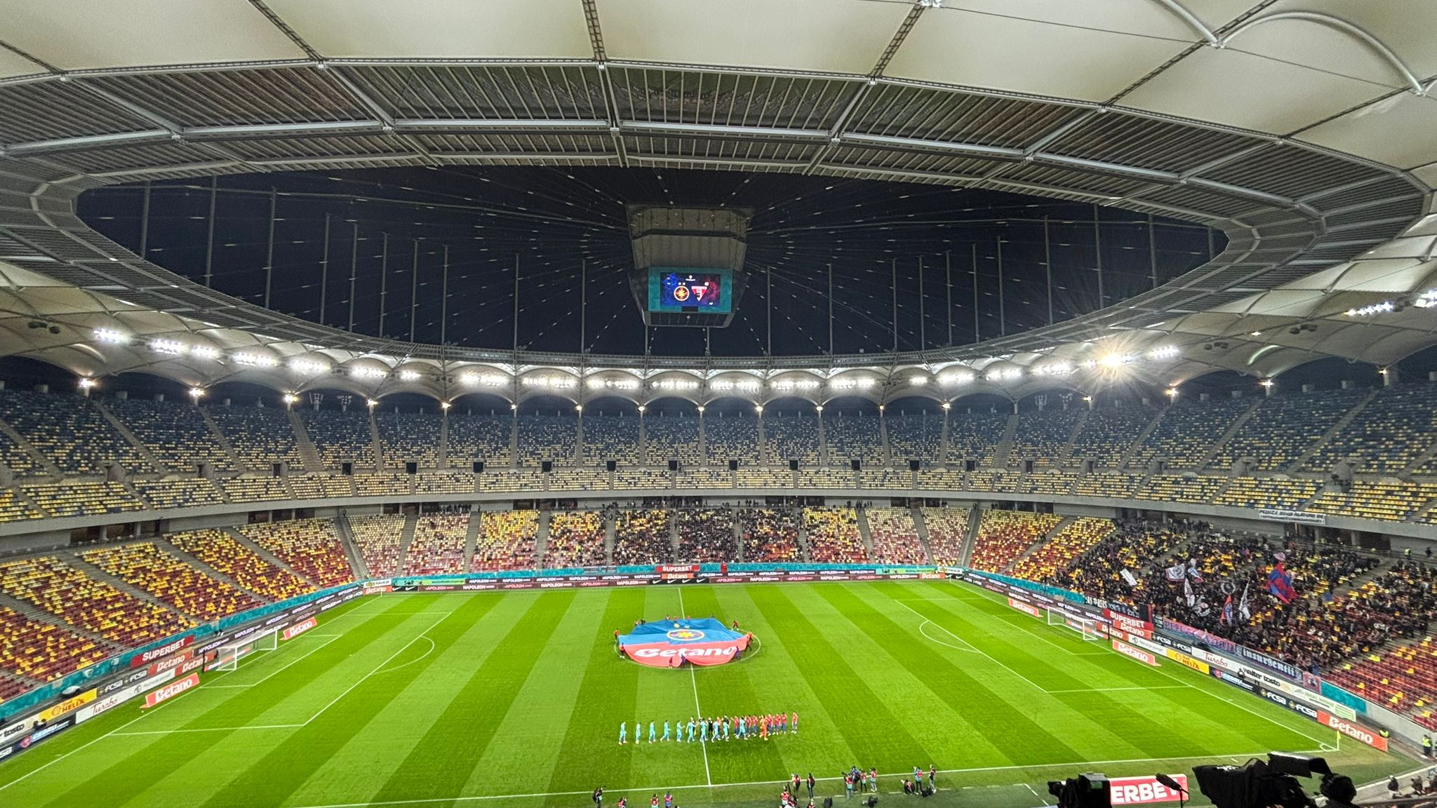 Cum arată tribunele Arenei Naționale la FCSB - UTA Arad