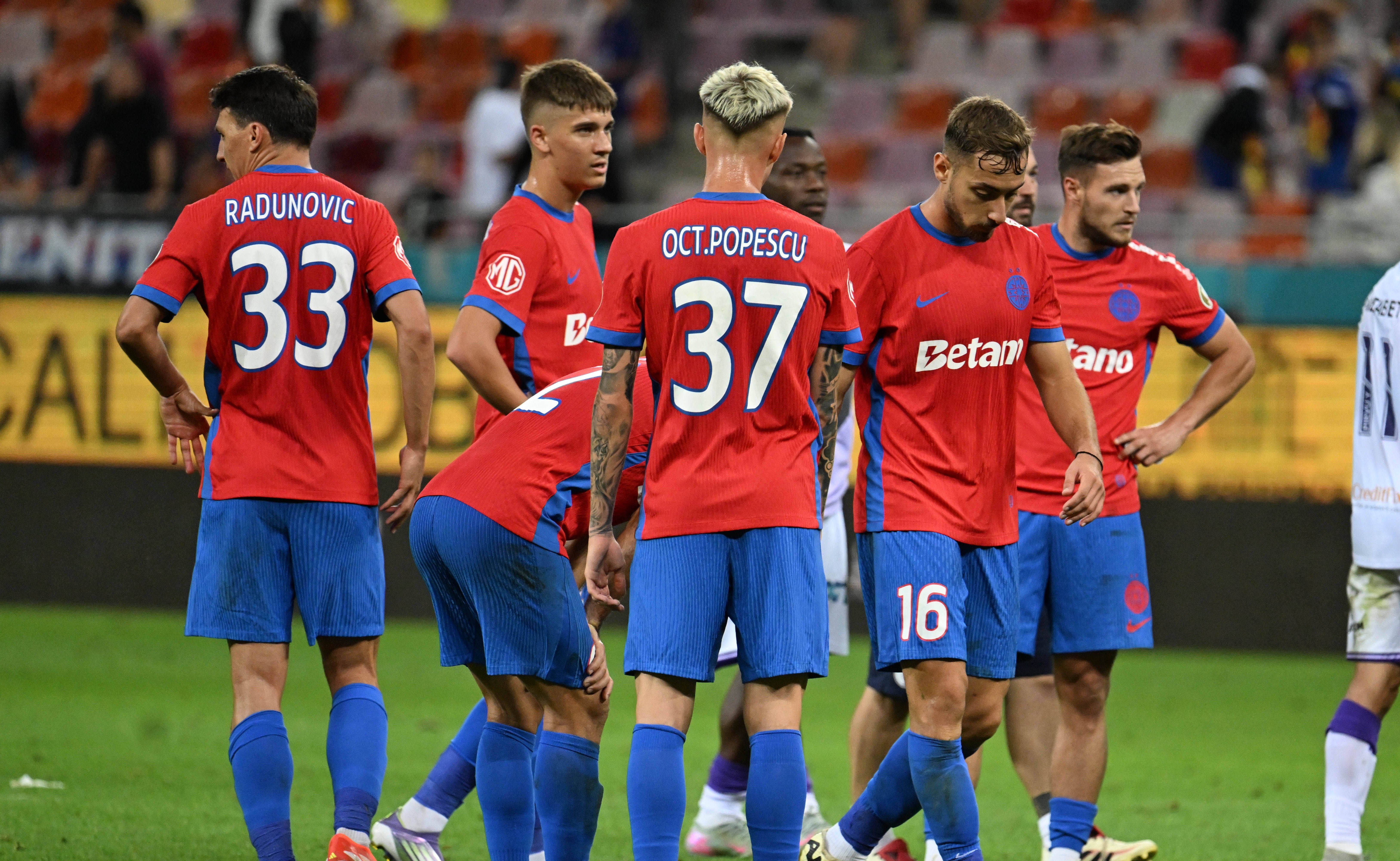 Nemulțumit la FCSB, știe cum să-l convingă pe Gigi Becali să-l lase să joace mai mult: &rdquo;O să stau numai &icirc;n rugăciune!&rdquo;