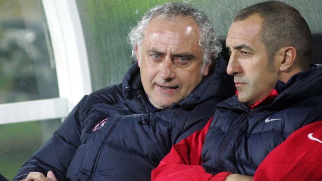 Antrenorul campion cu CFR Cluj, surprins de ce a găsit &icirc;n Rom&acirc;nia: &bdquo;Mereu era așa!&rdquo;
