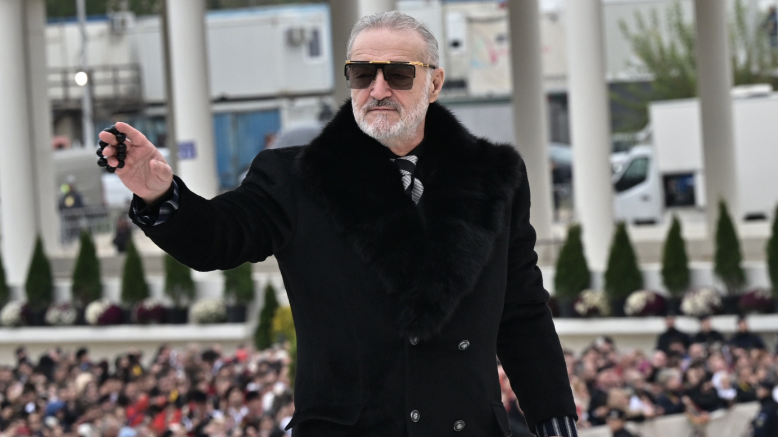 Becali, Șucu și Rotaru, uniți de războiul hibrid care amenință Rom&amp;acirc;nia: &amp;bdquo;Vor curge sancțiunile UE!&amp;ldquo;